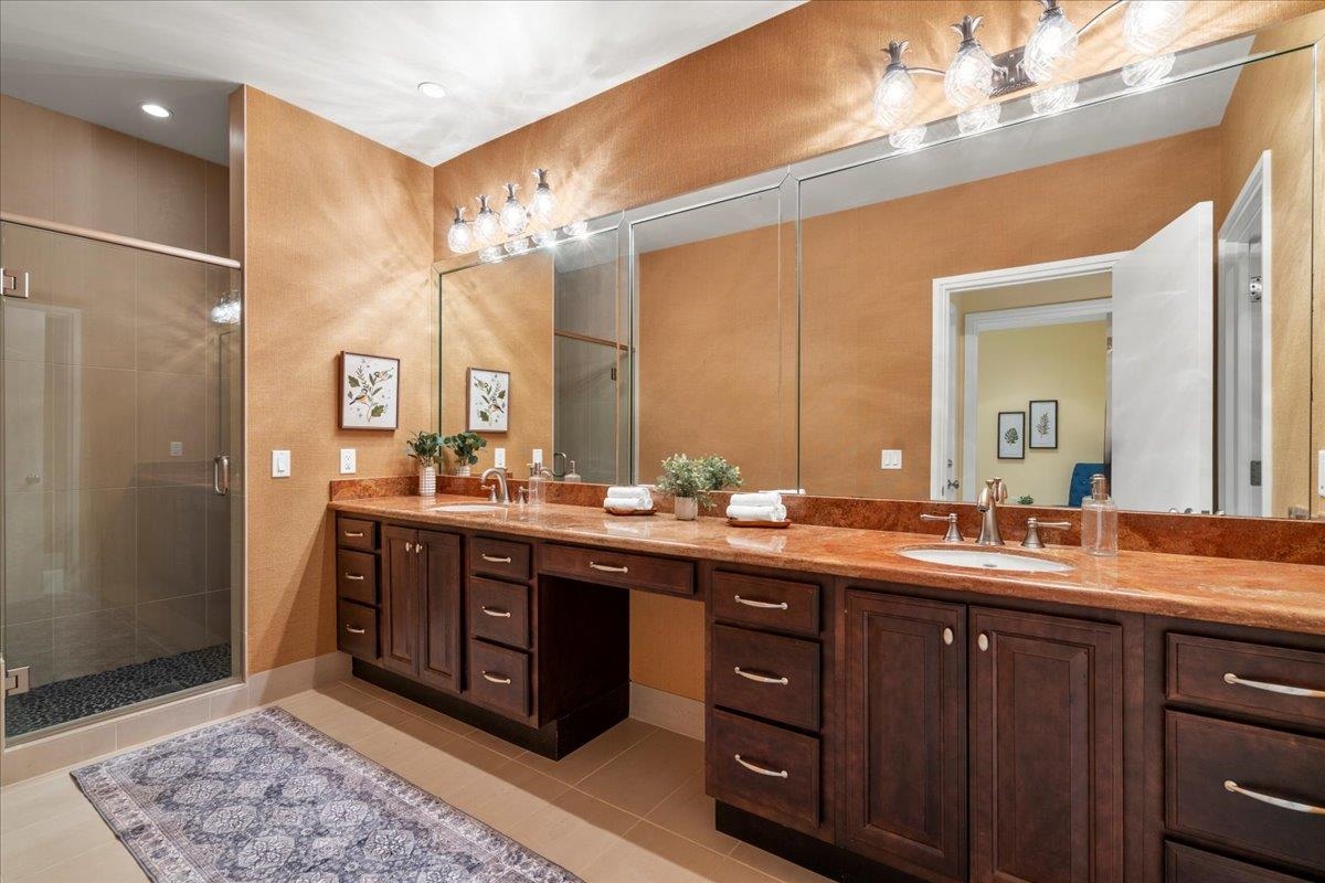 161 Wailea Ike Pl Unit: C204