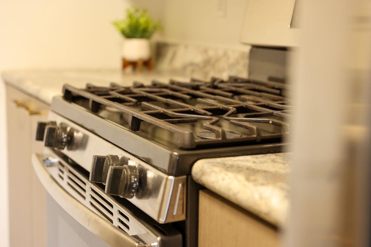 33 Kihalani St Unit: 403