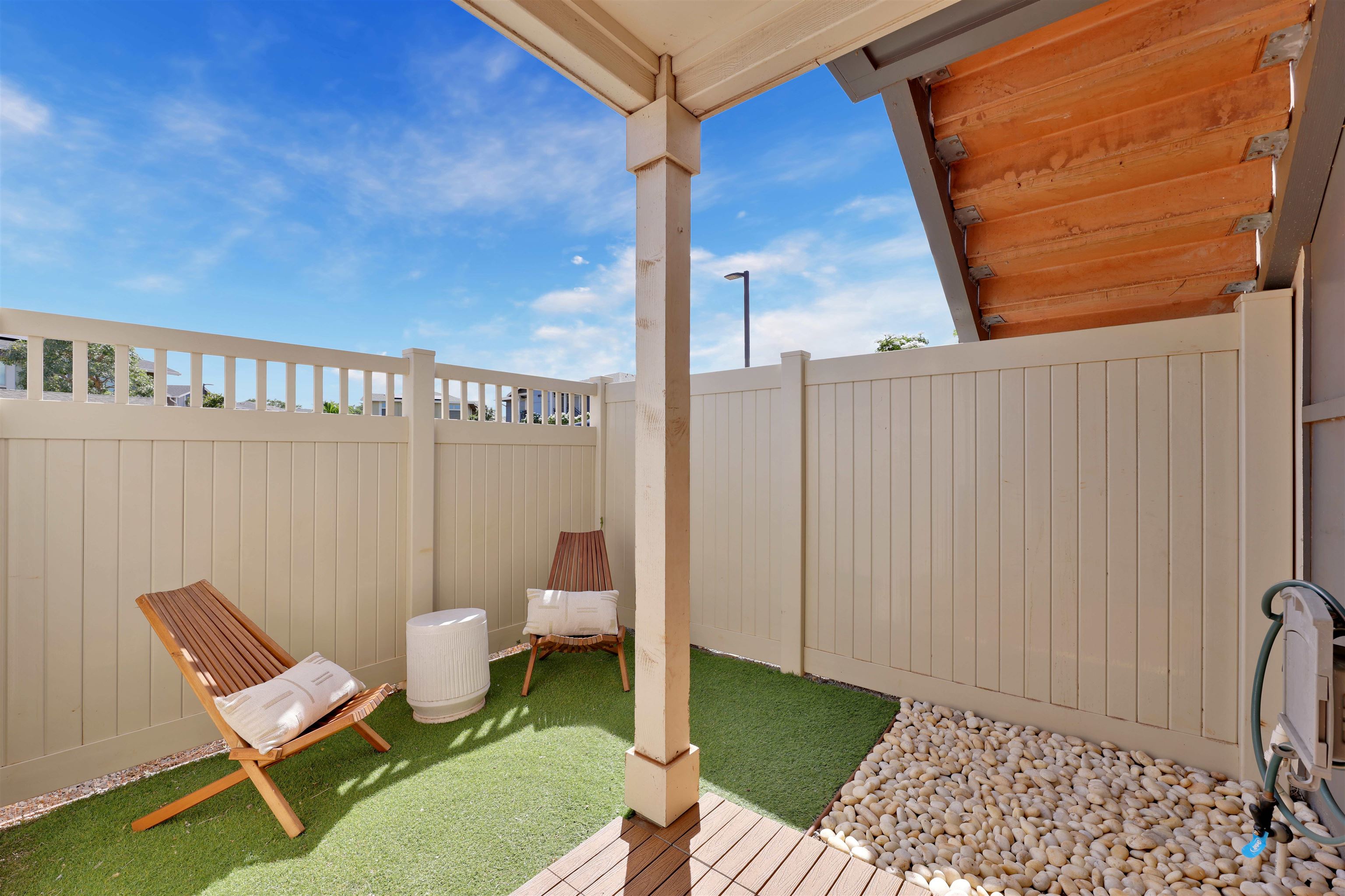 33 Kihalani St Unit: 403