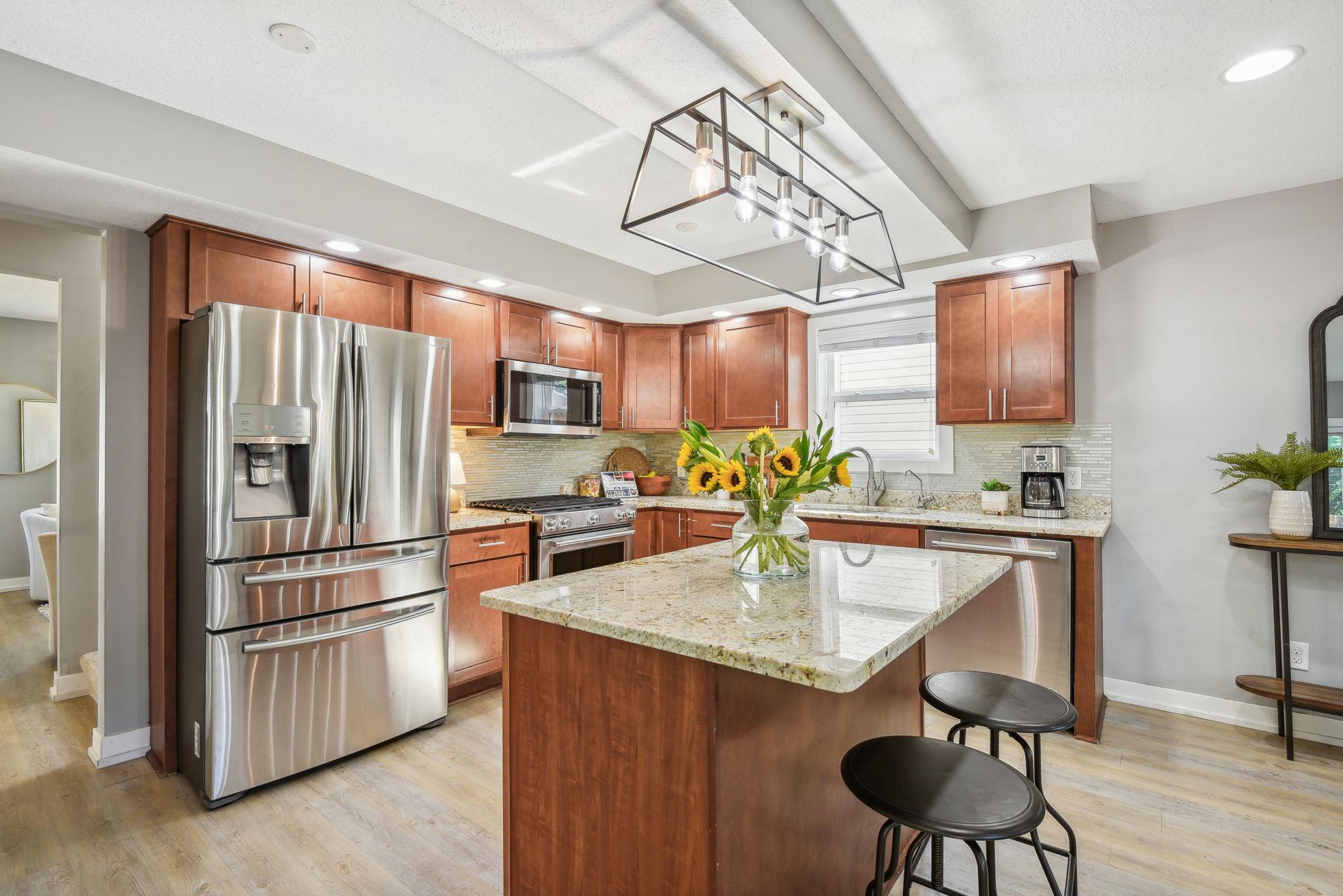 2712 Dakota Avenue S