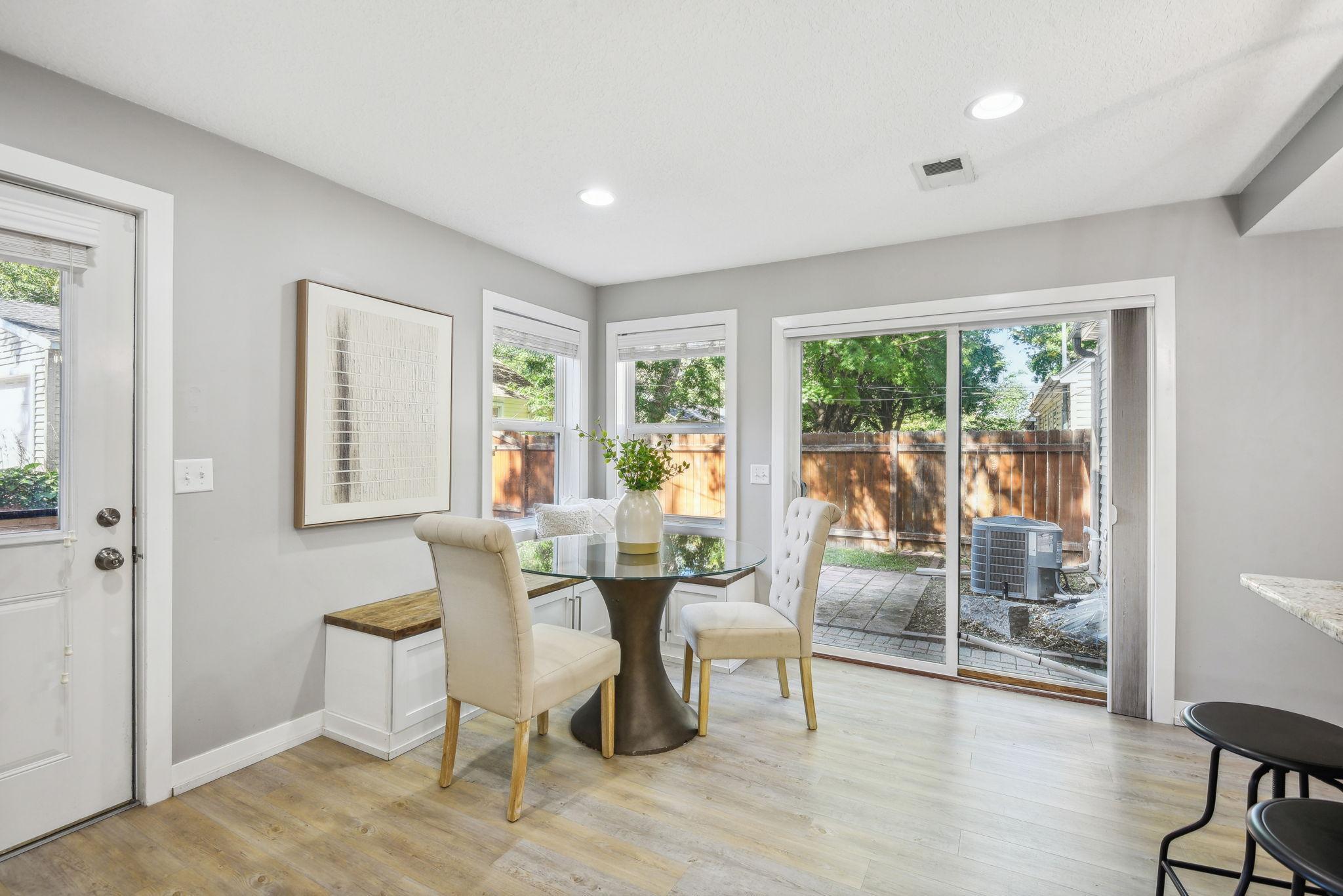 2712 Dakota Avenue S