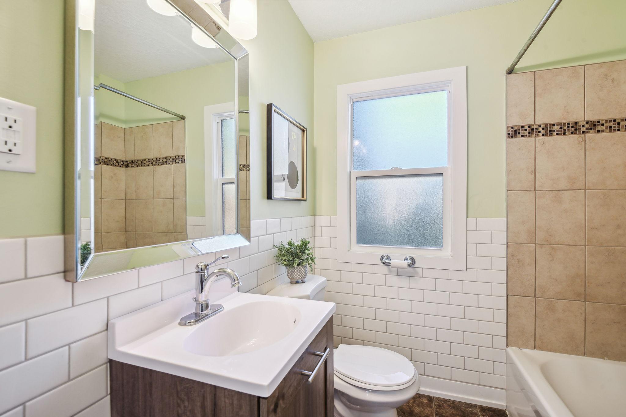 2712 Dakota Avenue S