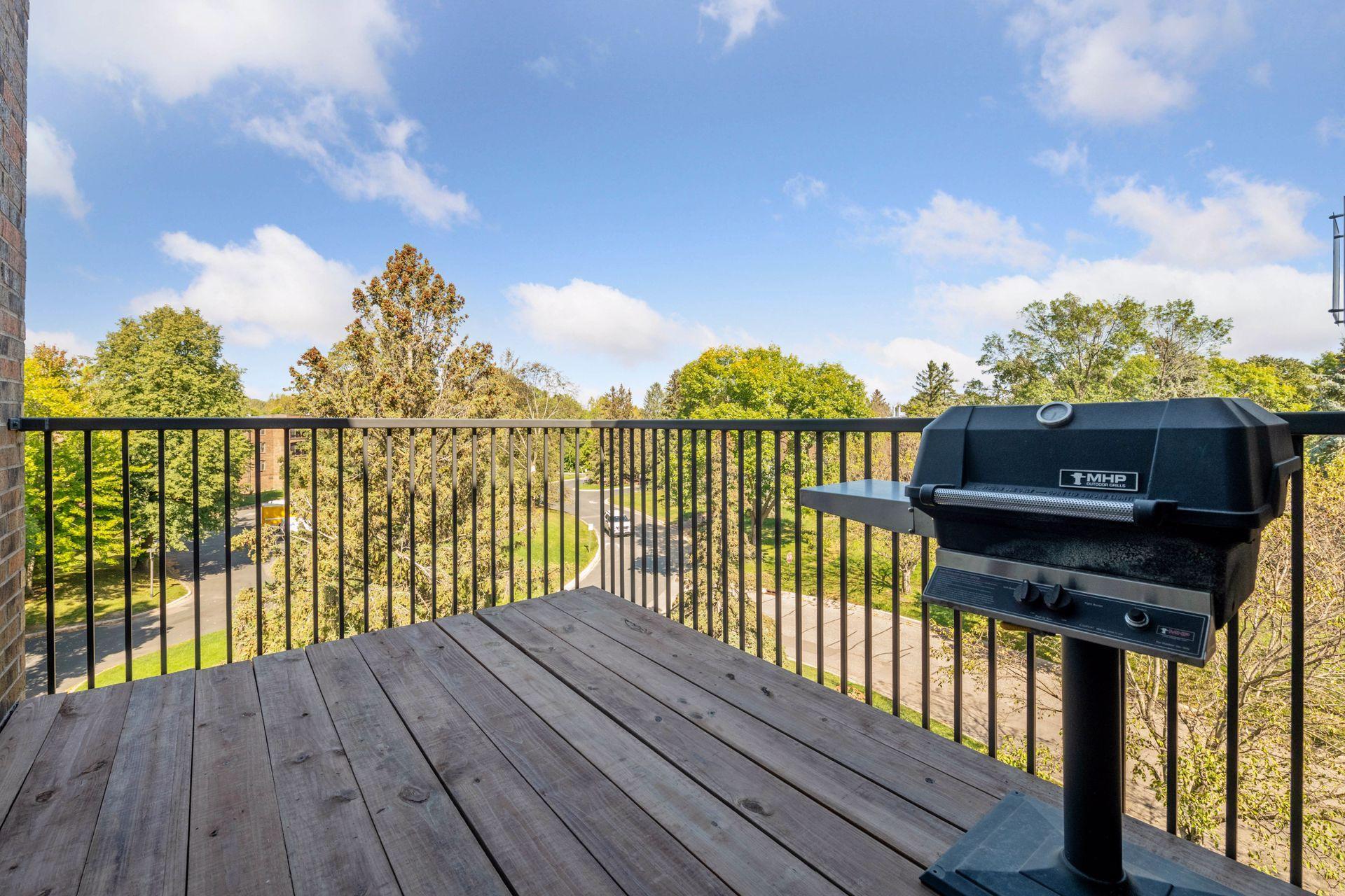 5555 Dewey Hill Road Unit: 307