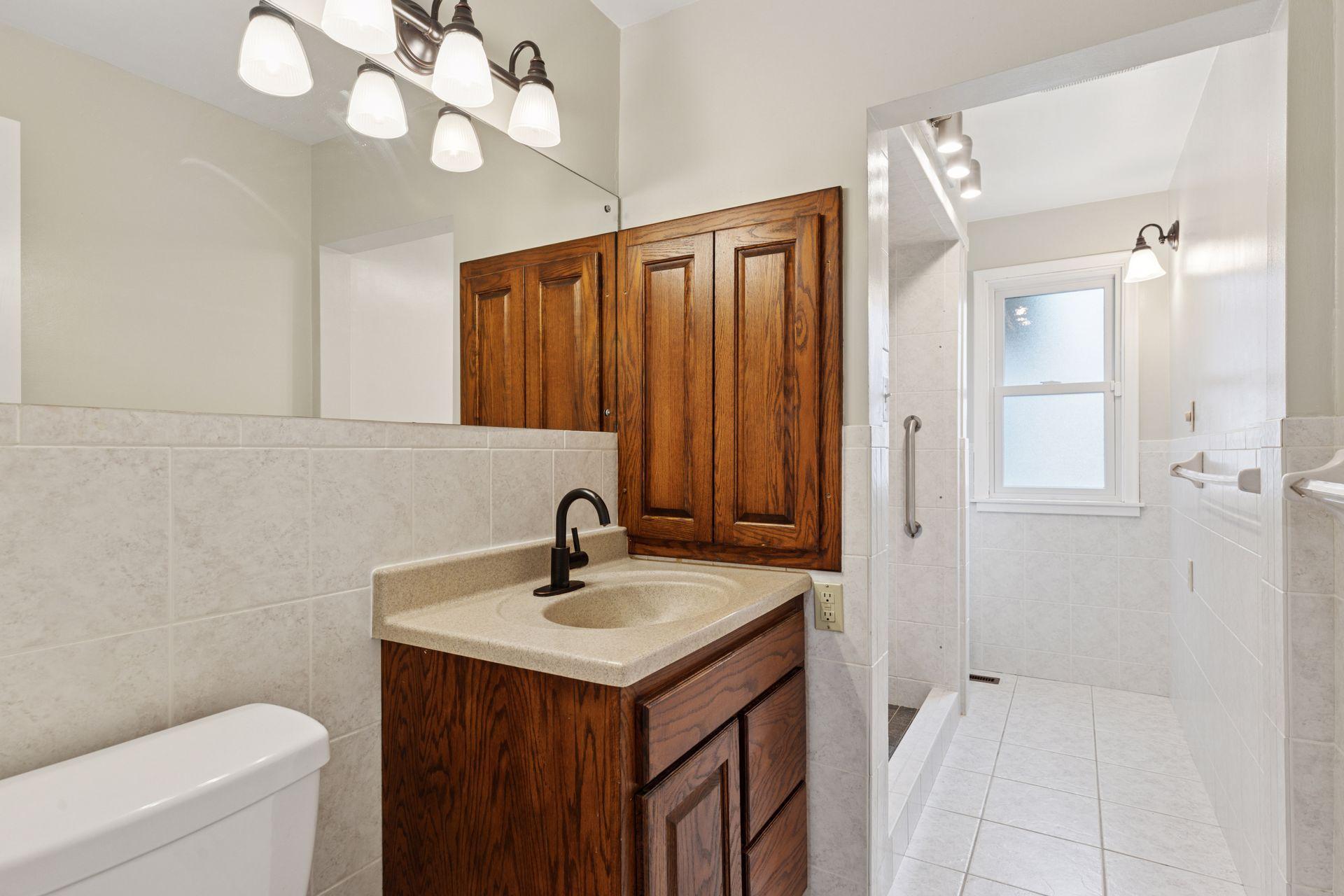 5105 Colfax Avenue N