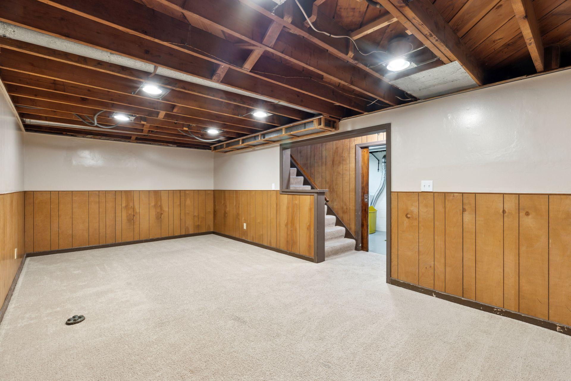 5105 Colfax Avenue N