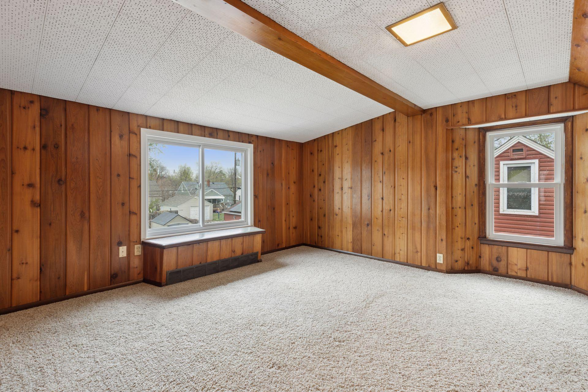 5105 Colfax Avenue N