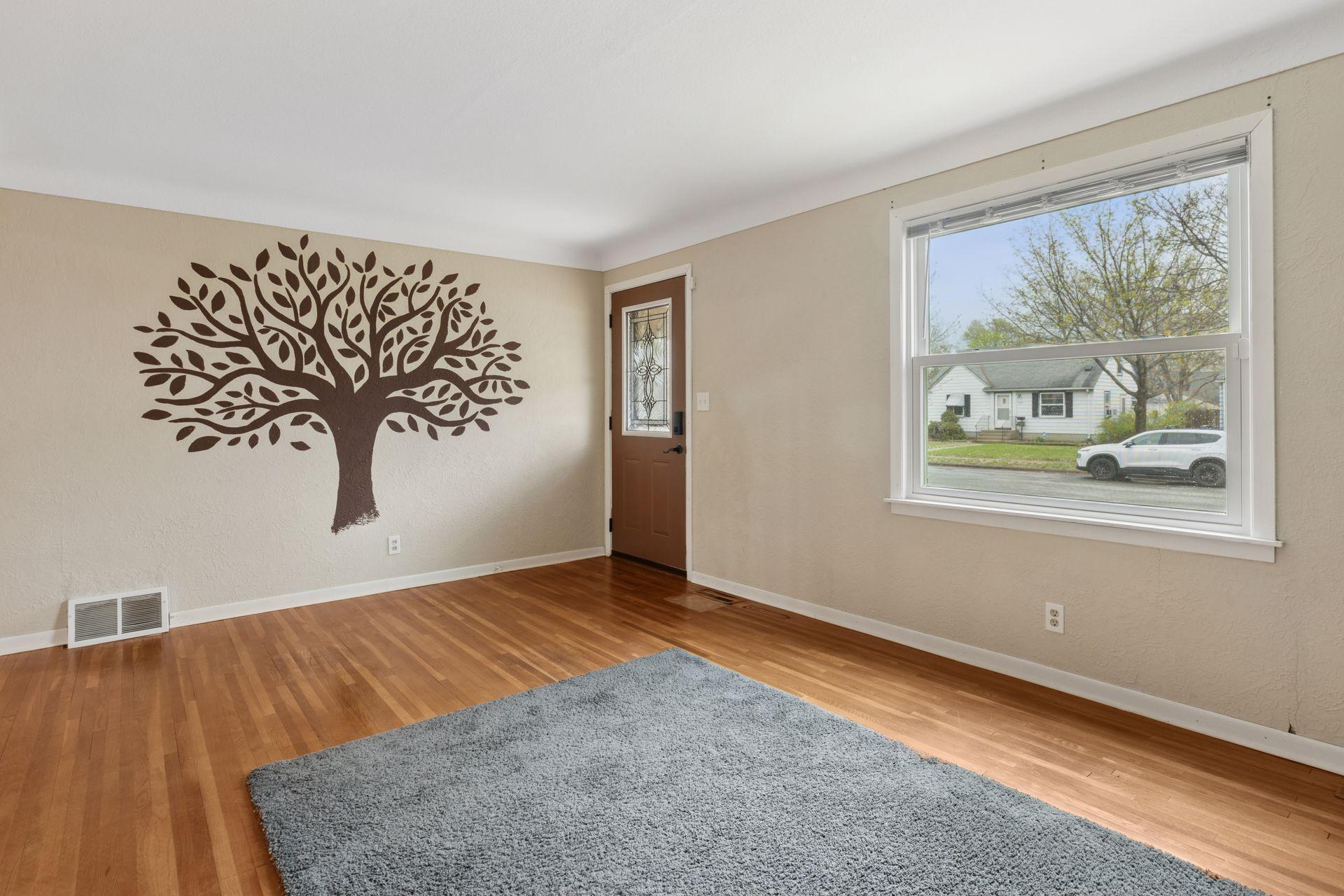 5105 Colfax Avenue N