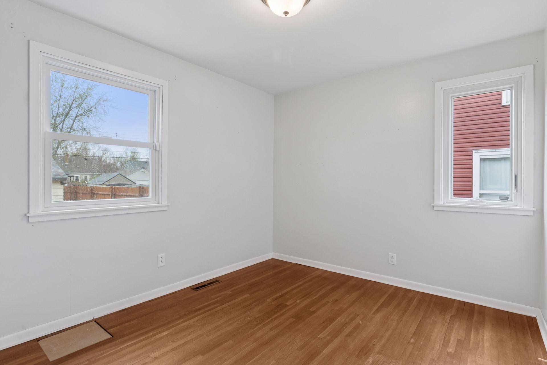 5105 Colfax Avenue N