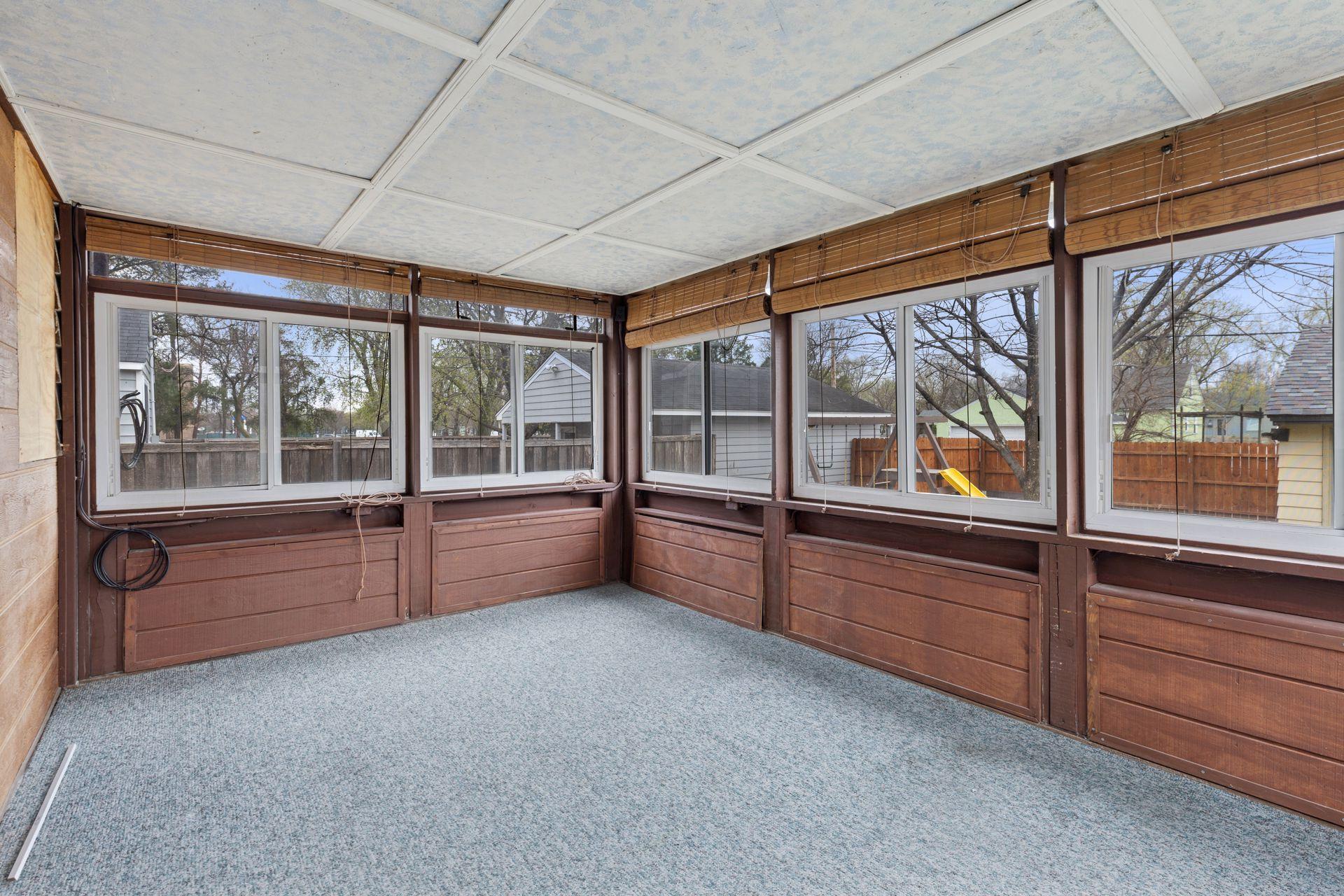 5105 Colfax Avenue N