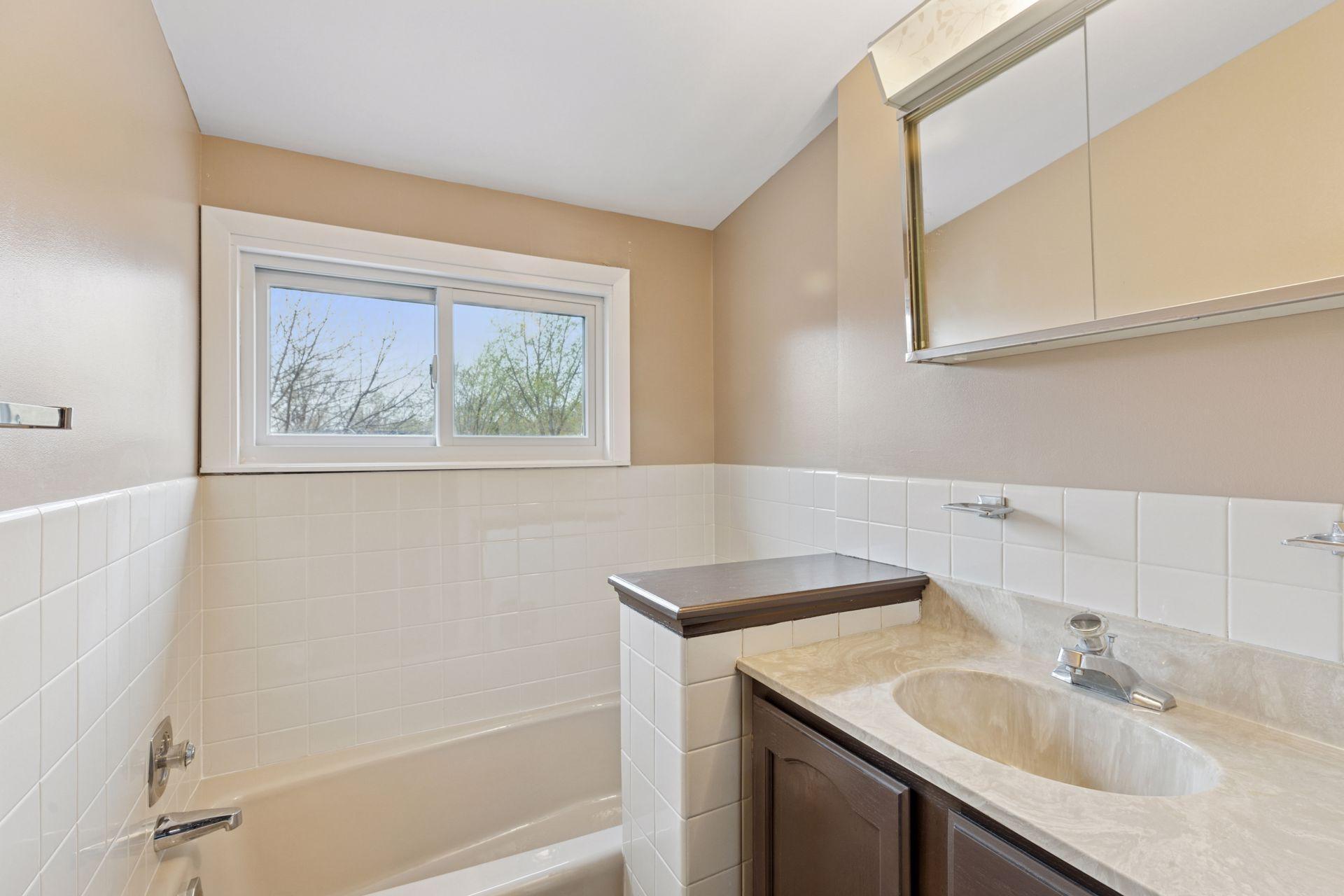 5105 Colfax Avenue N