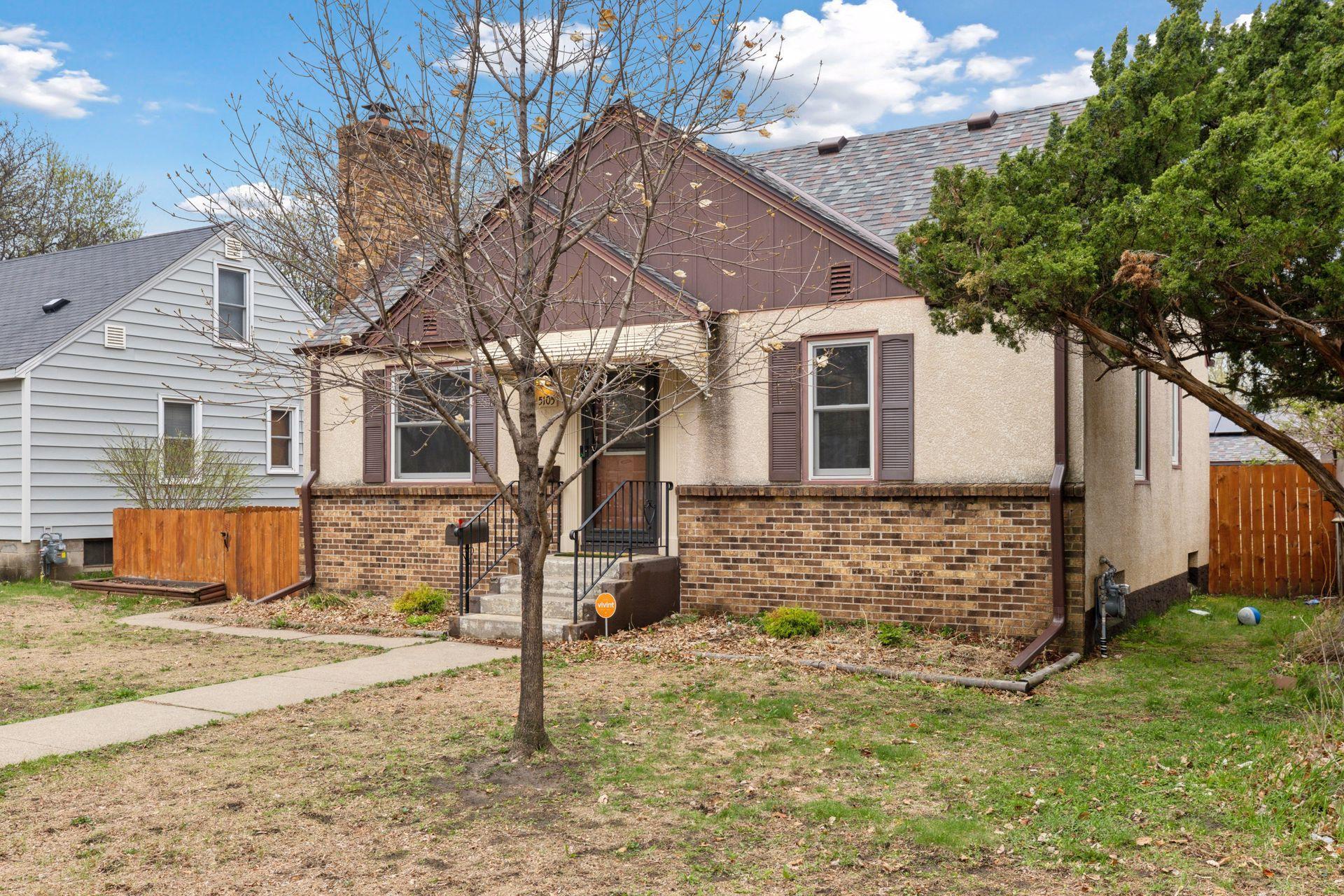 5105 Colfax Avenue N