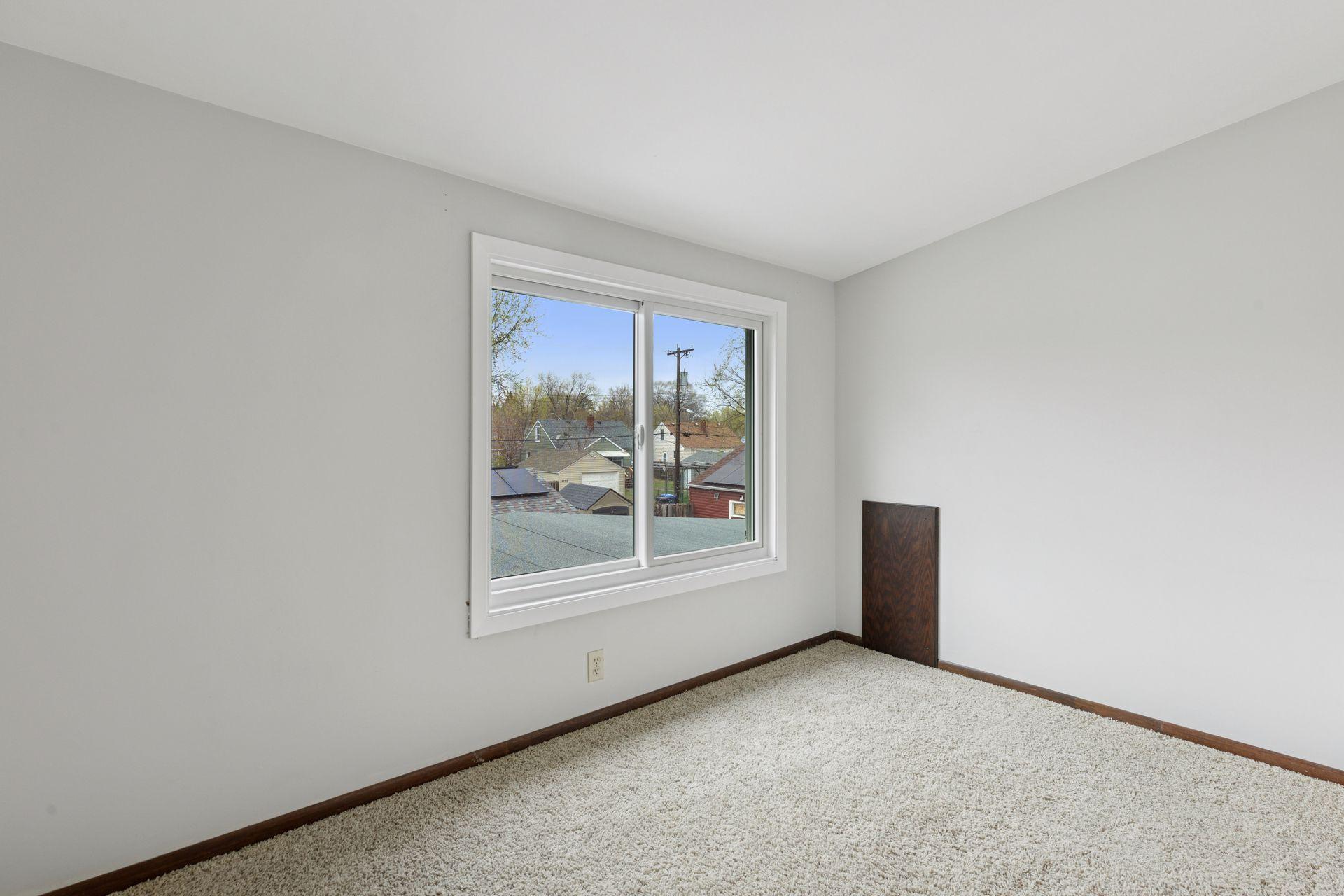 5105 Colfax Avenue N