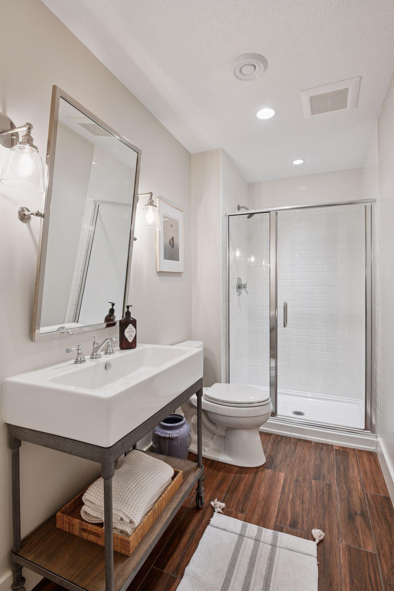 1732 Carriage Drive