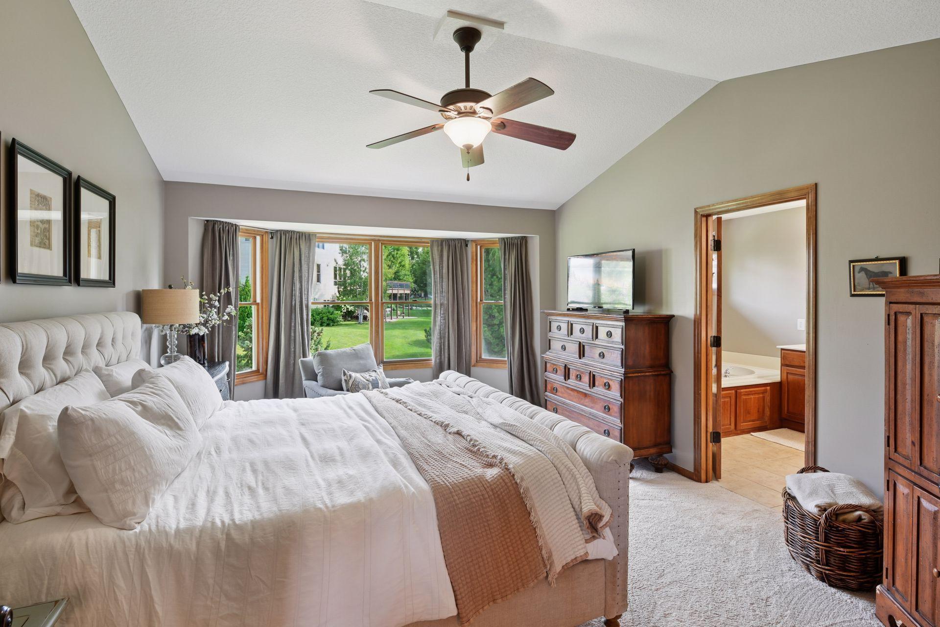 1732 Carriage Drive