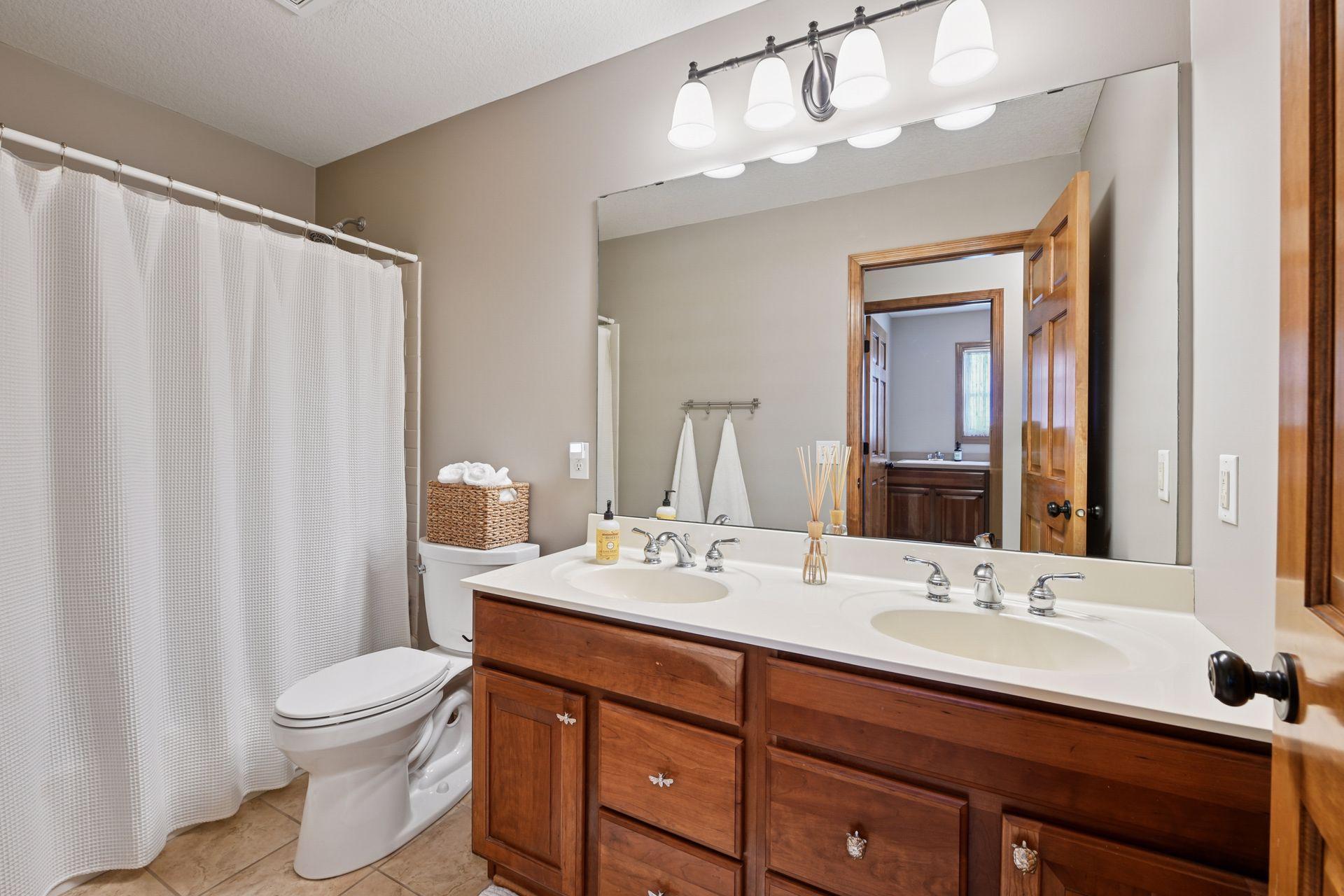 1732 Carriage Drive