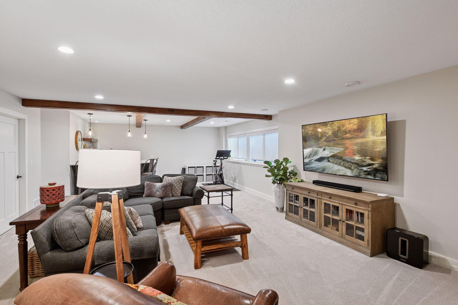 1732 Carriage Drive