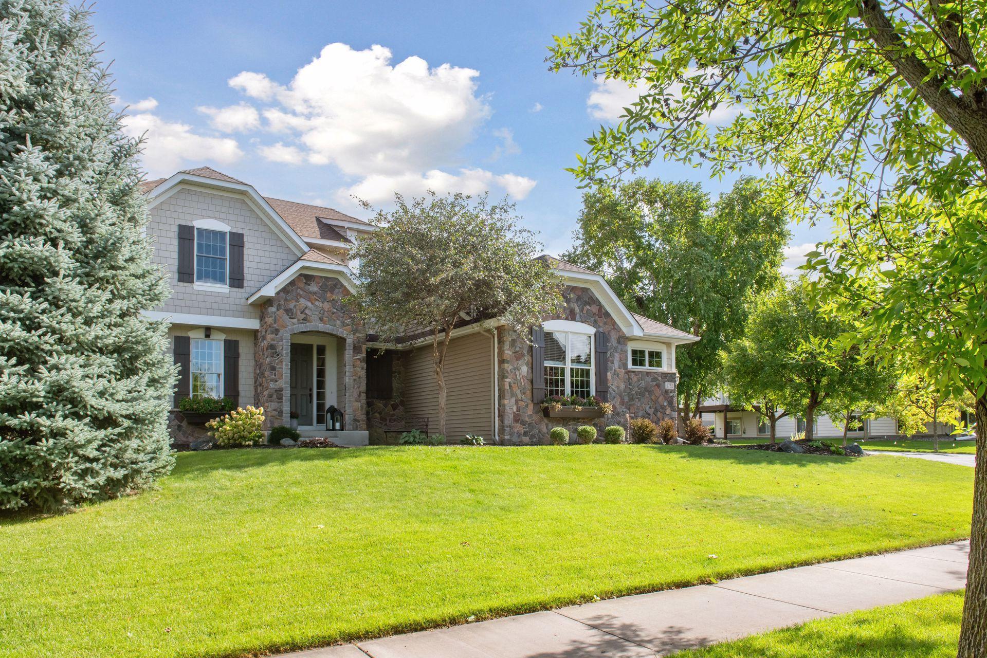 1732 Carriage Drive