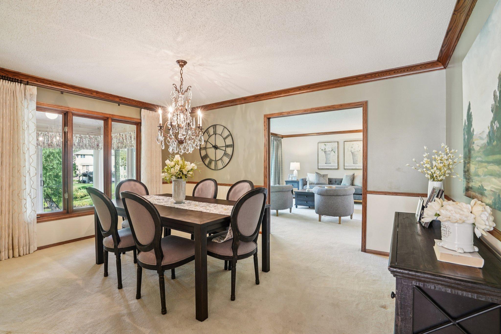 3665 Vinewood Lane N