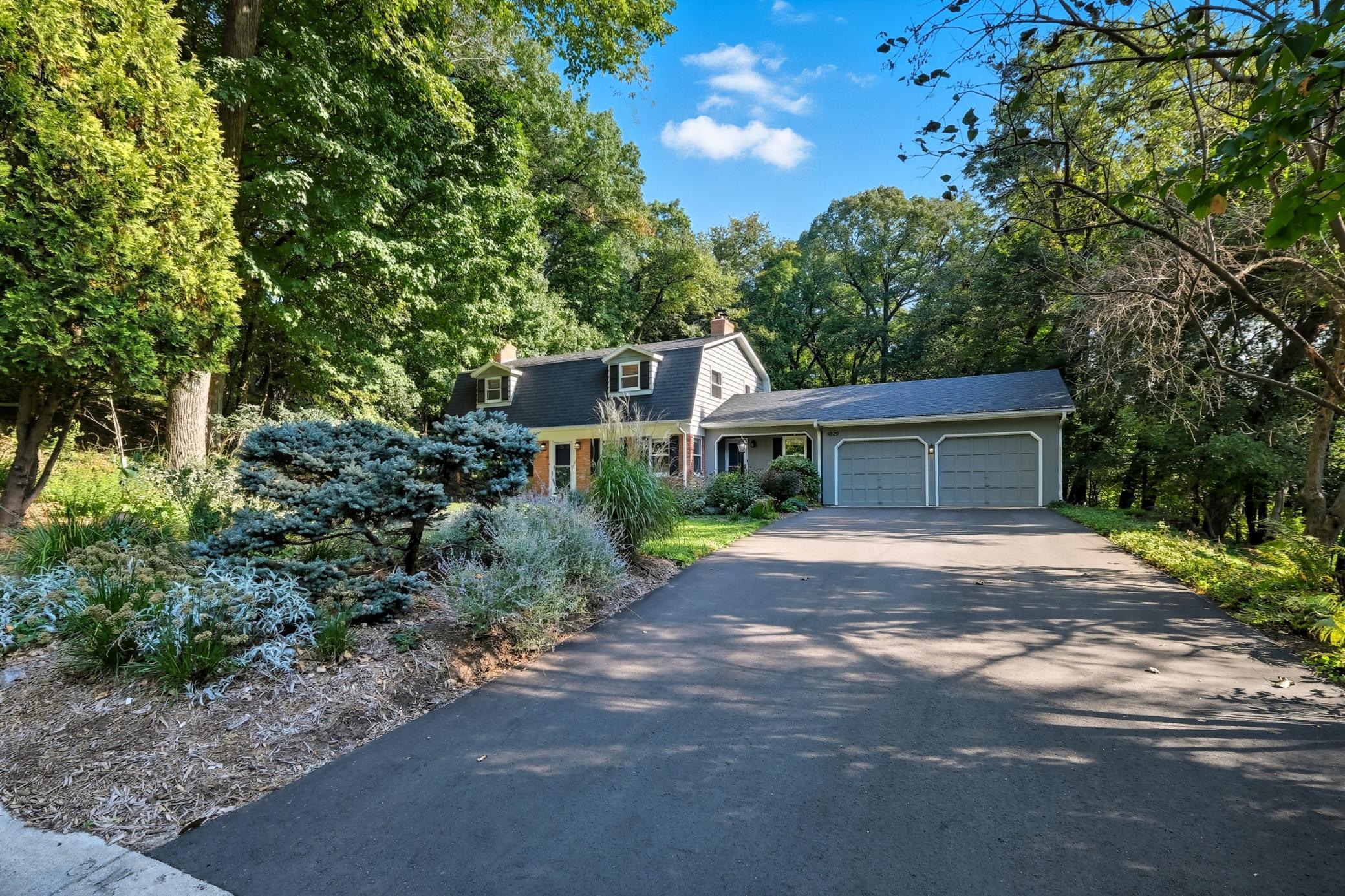 4829 Lamplighters Lane