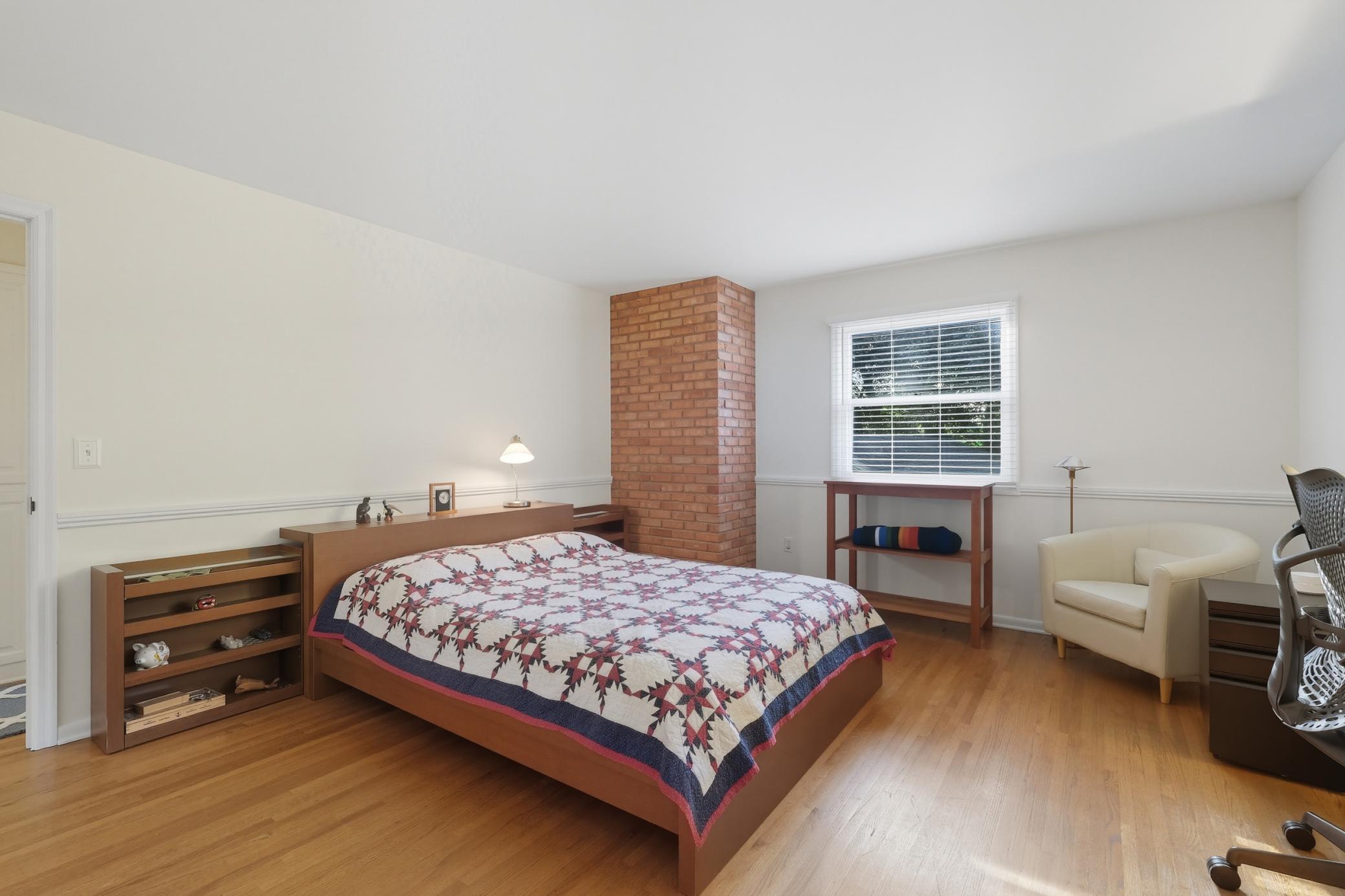 4829 Lamplighters Lane