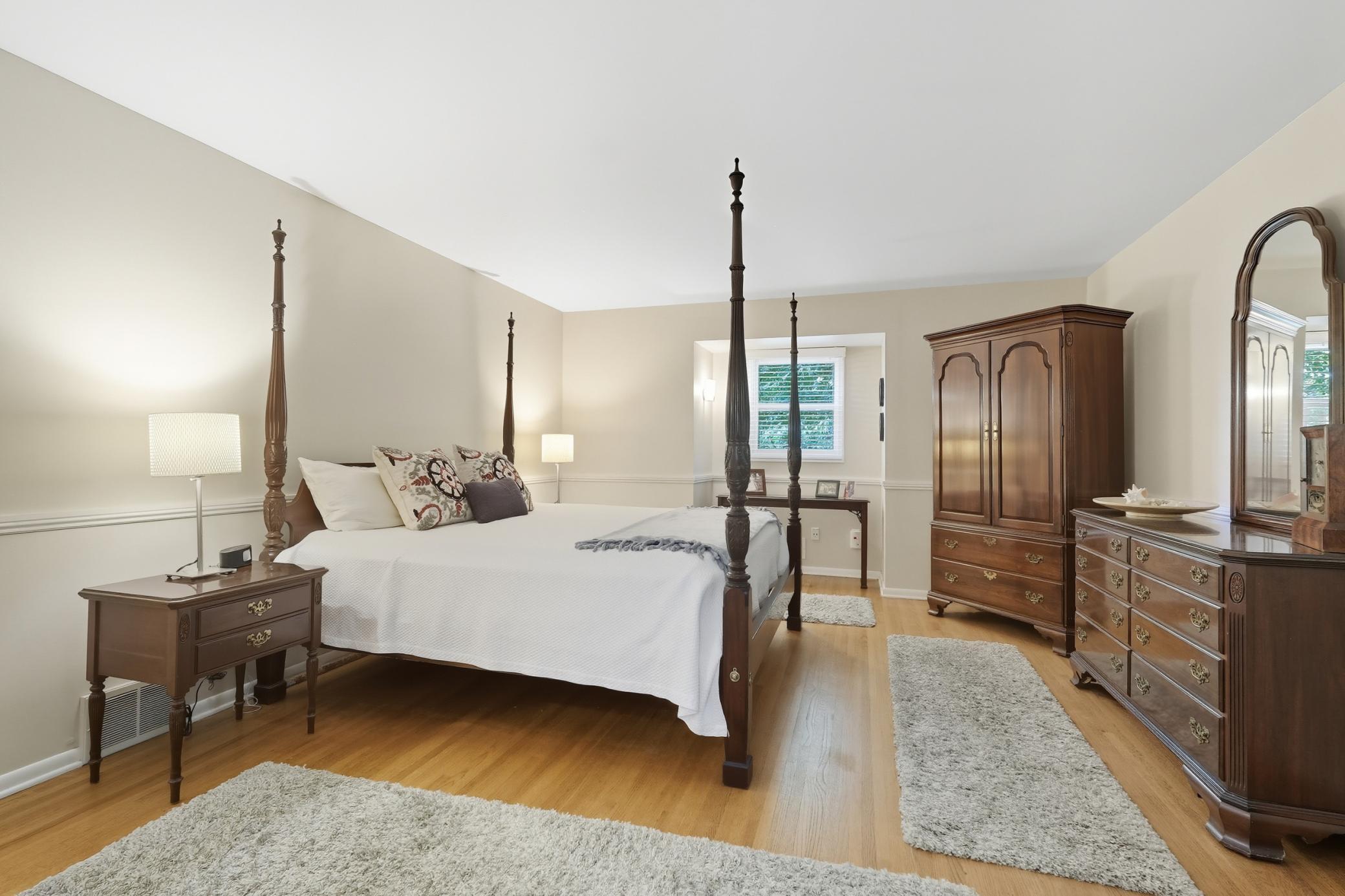 4829 Lamplighters Lane