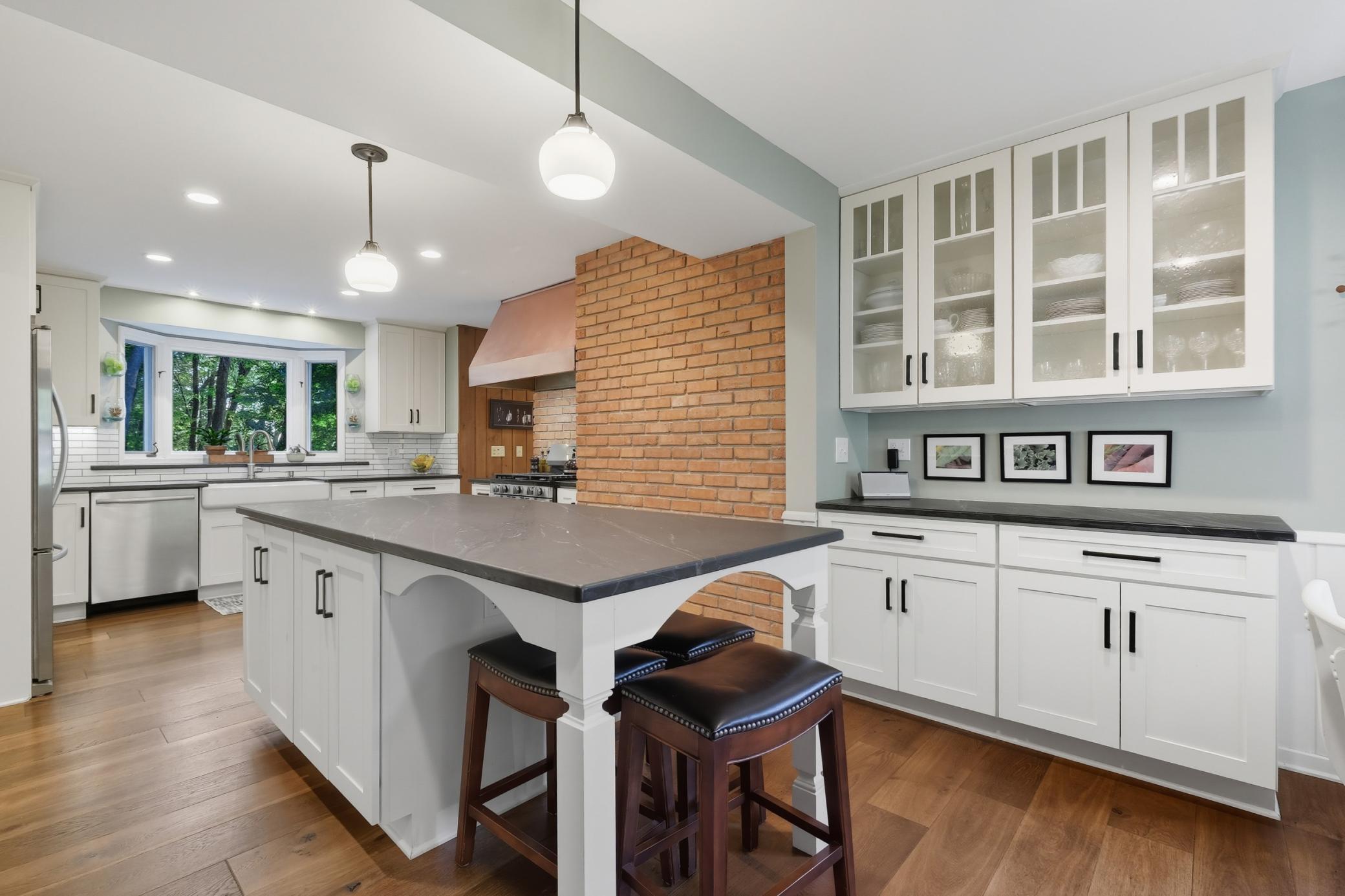 4829 Lamplighters Lane