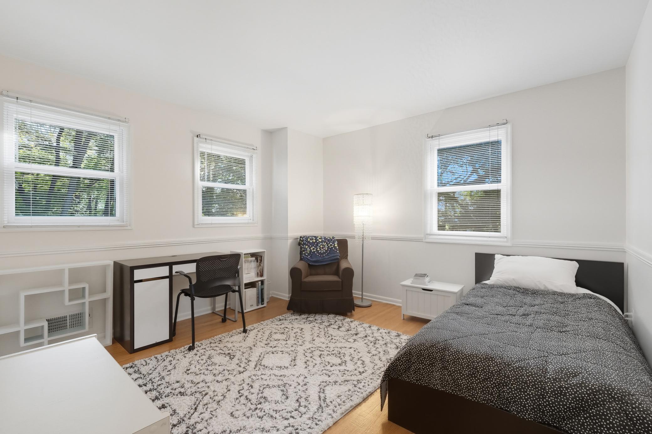 4829 Lamplighters Lane