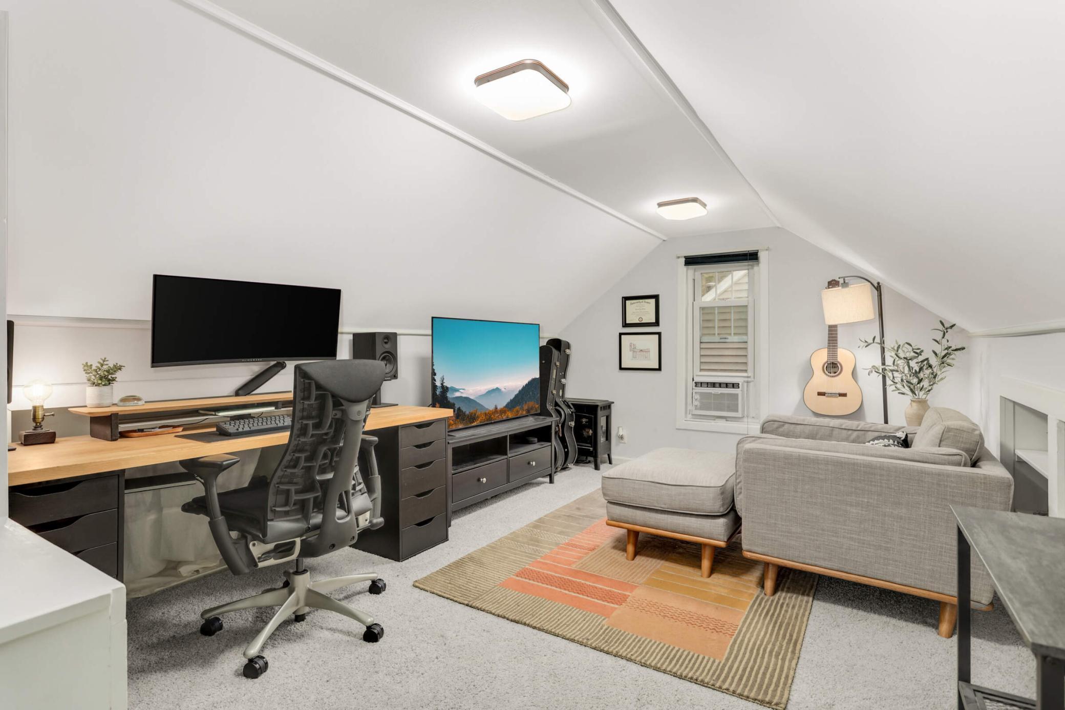 3056 Florida Avenue S