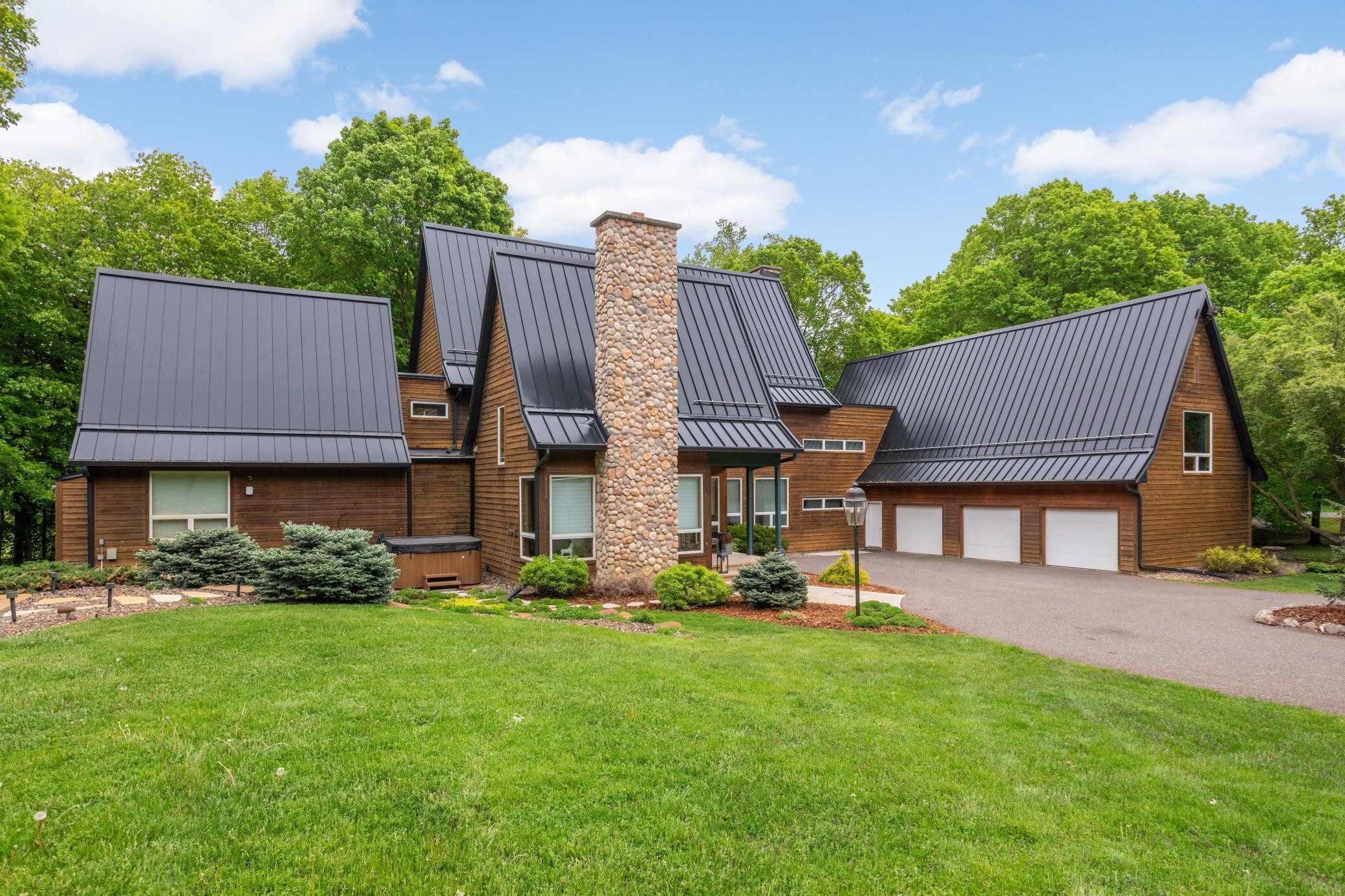 2022 Medina Road
