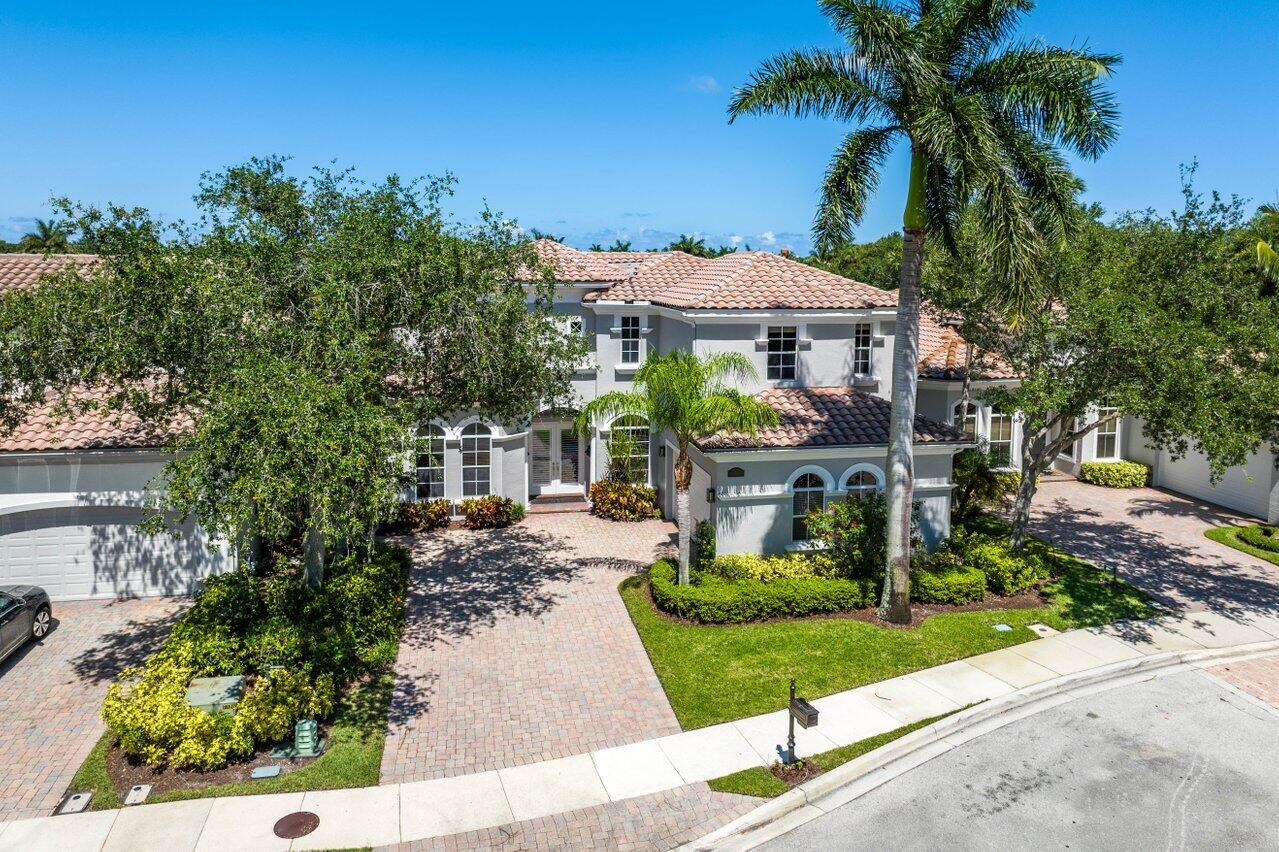 104 Siesta Way