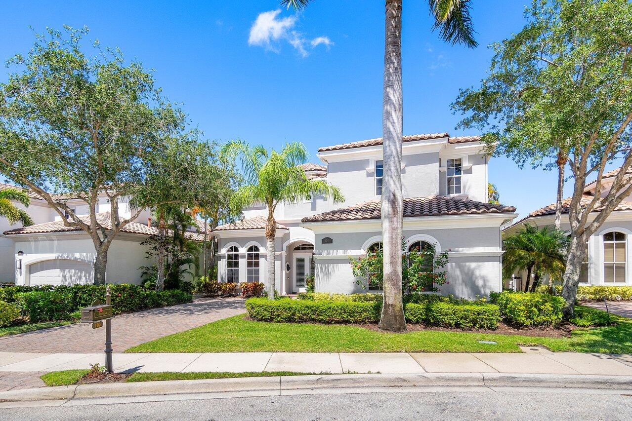 104 Siesta Way