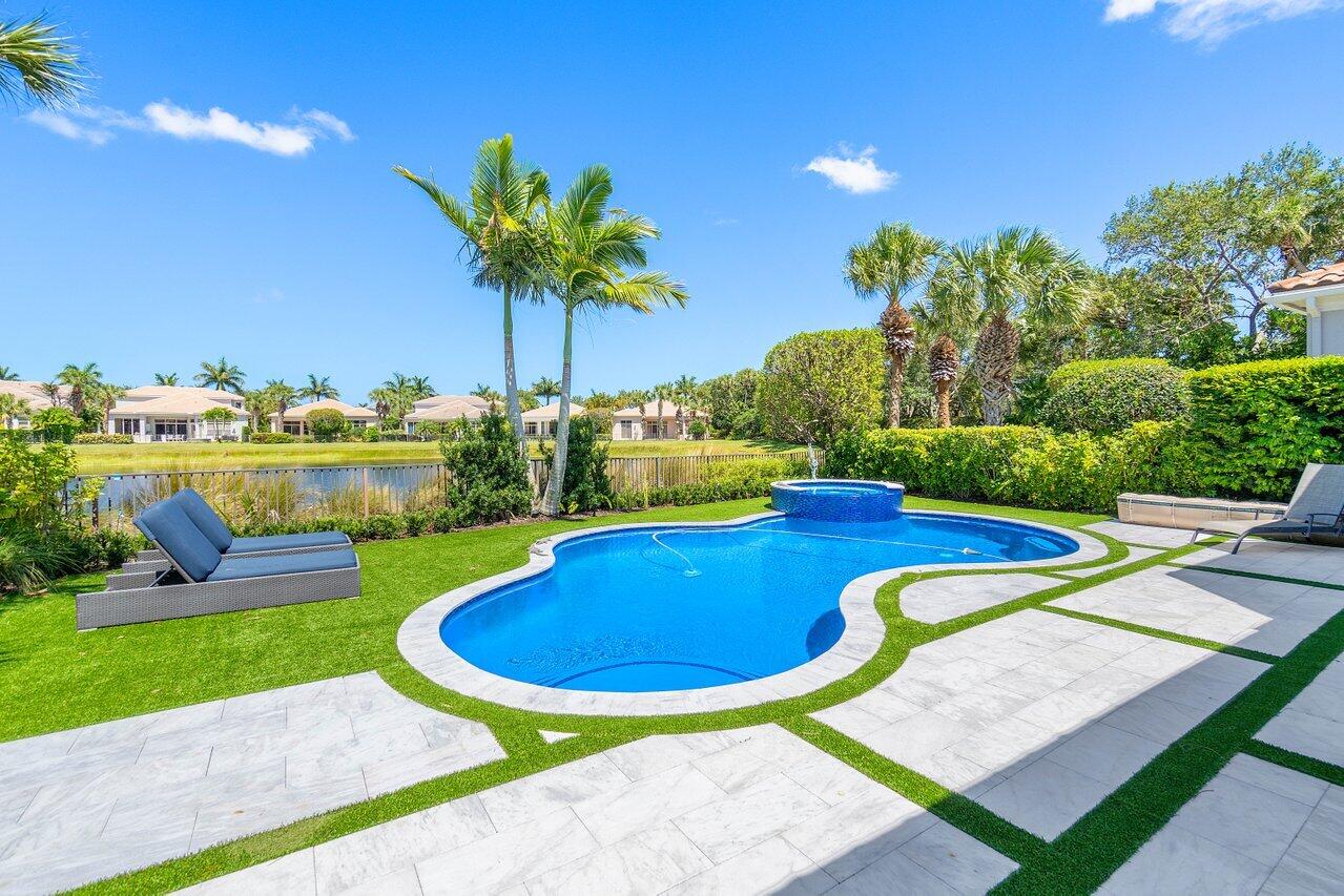 104 Siesta Way