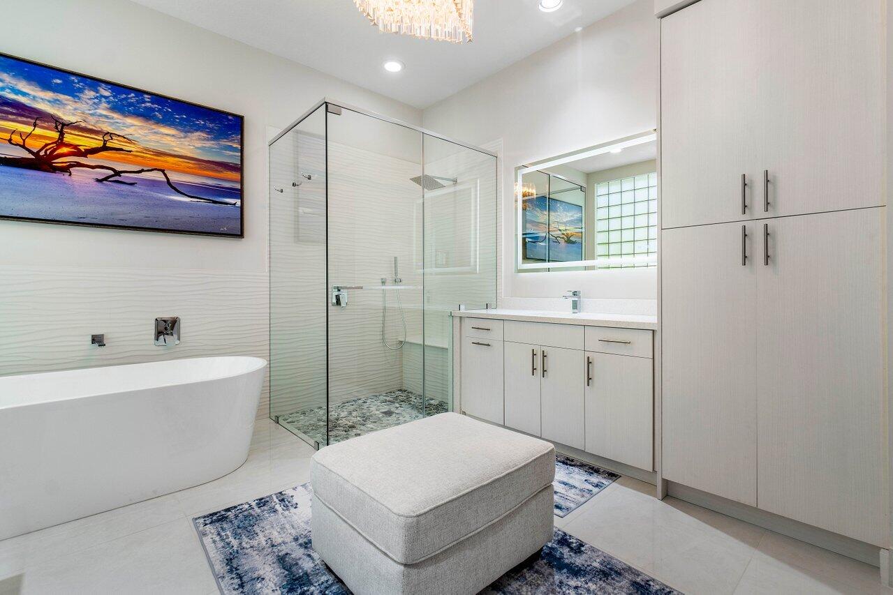 104 Siesta Way
