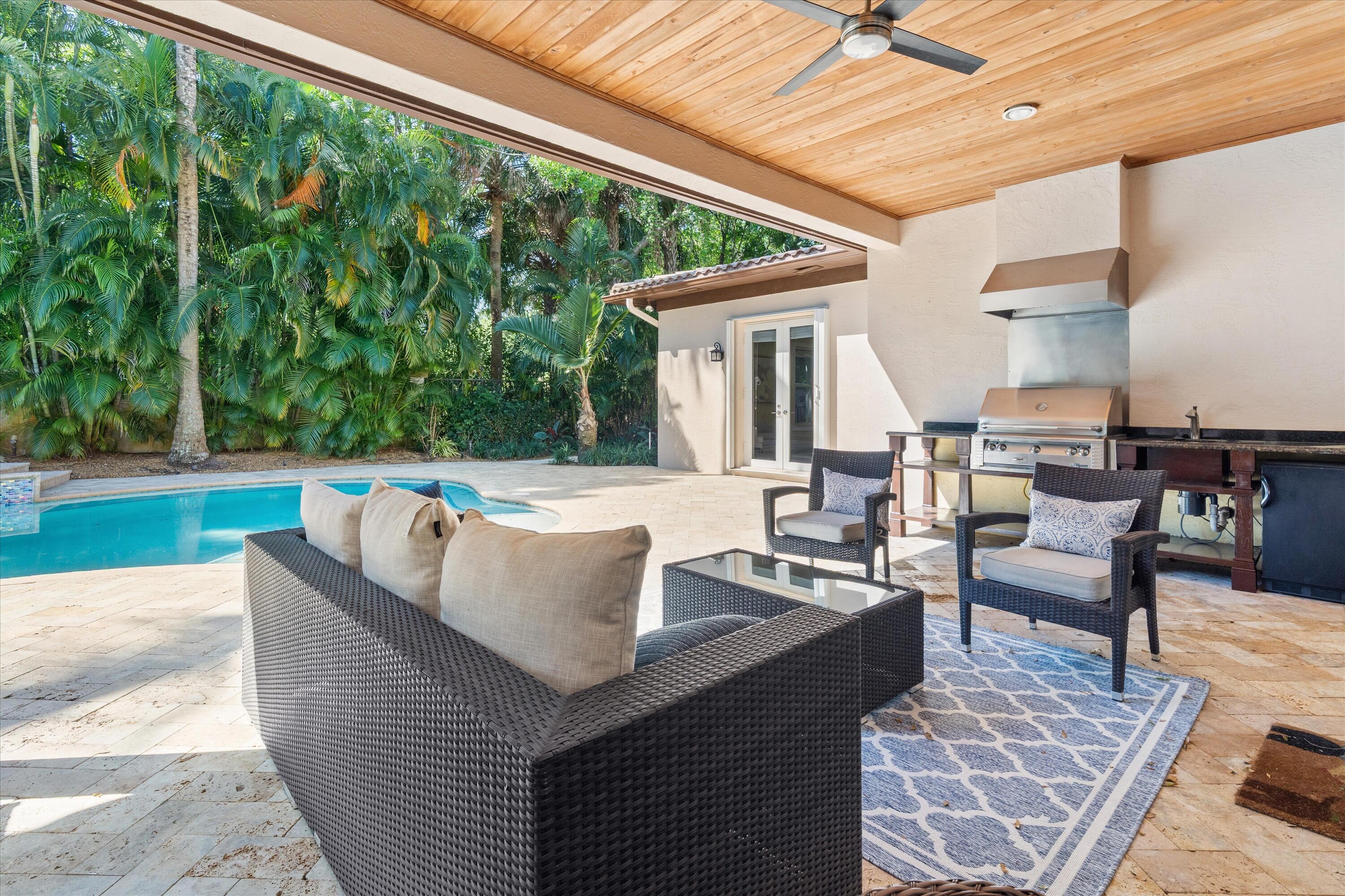 142 Segovia Way