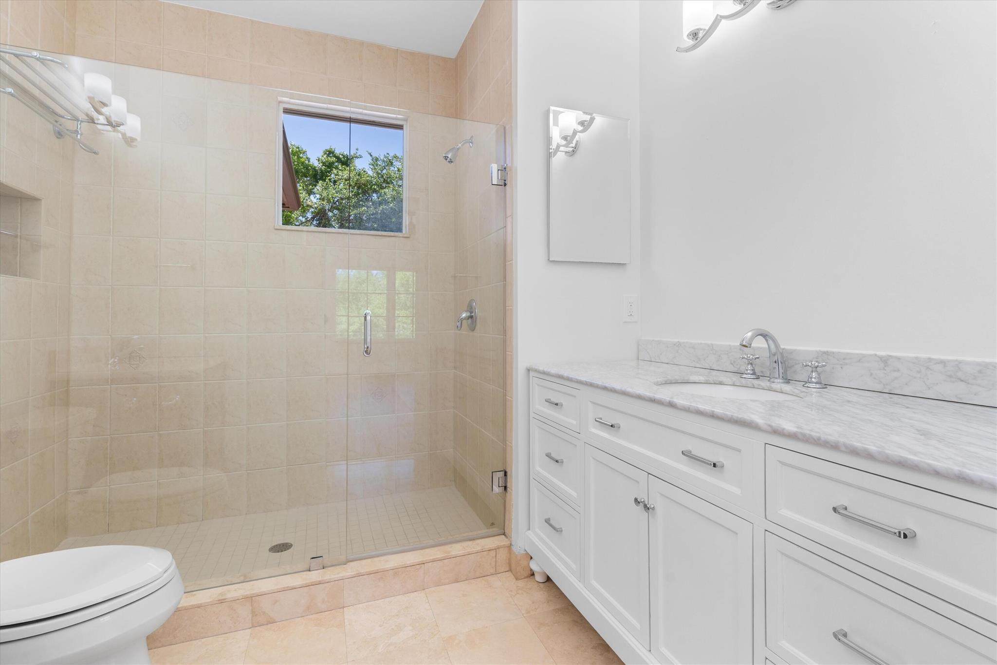 142 Segovia Way