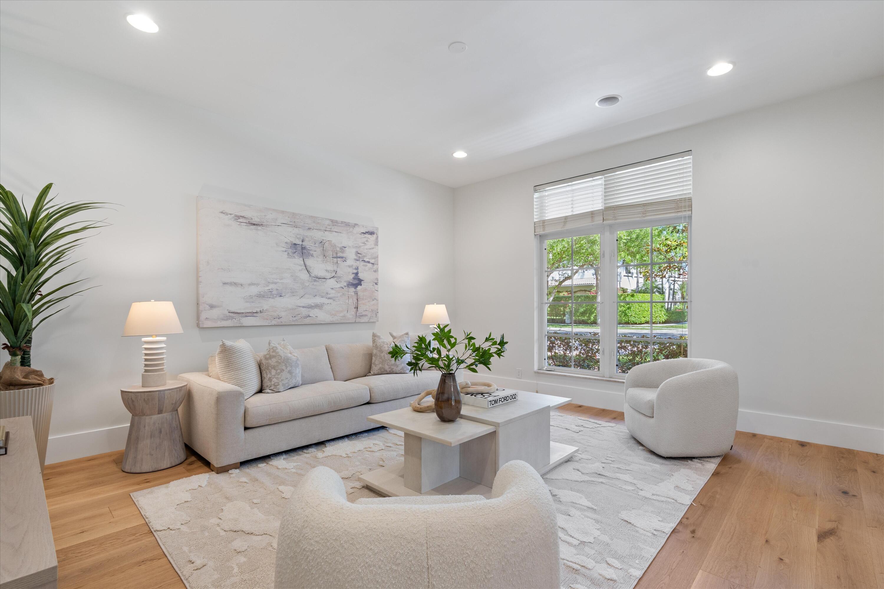 142 Segovia Way