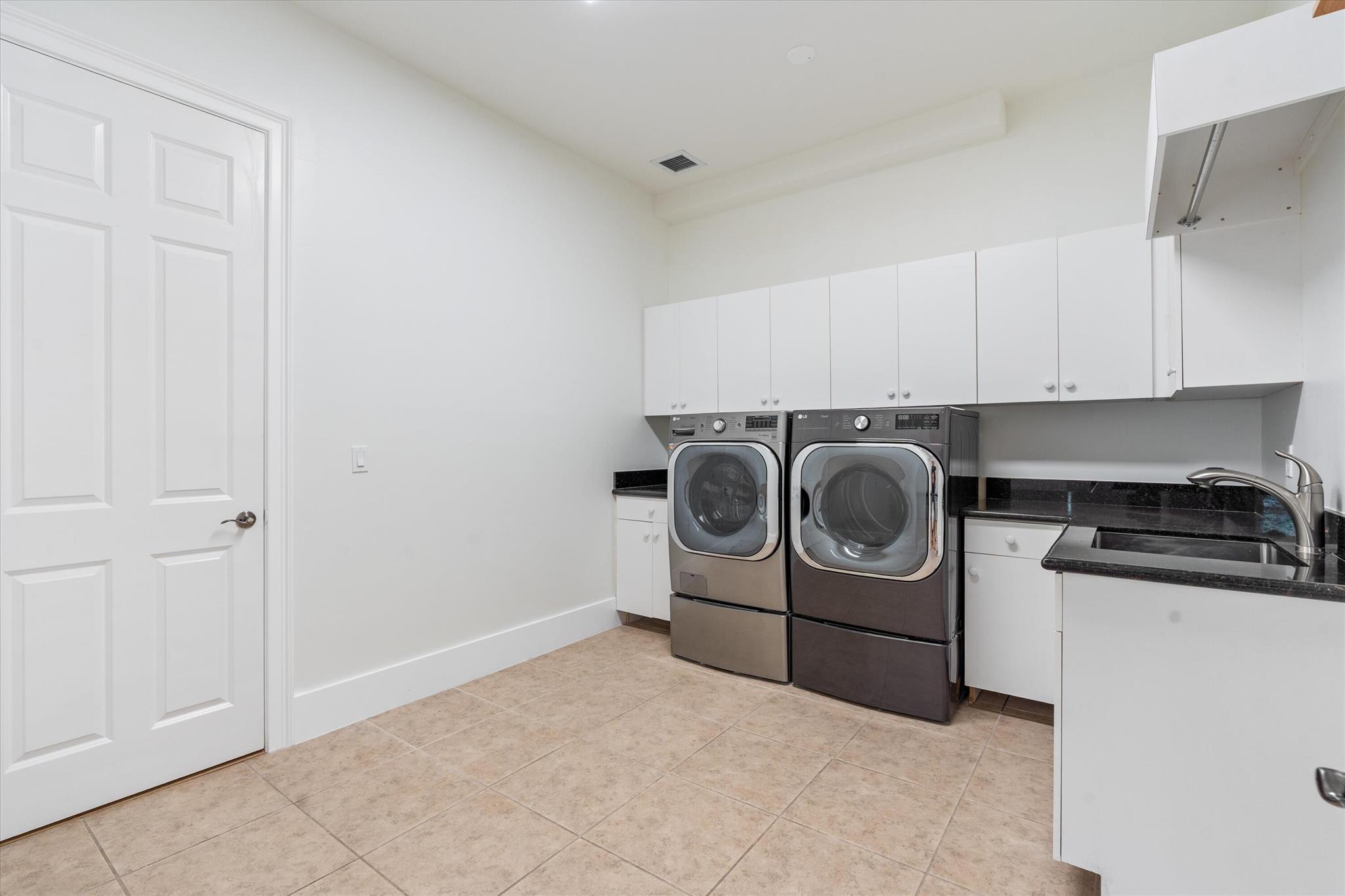 142 Segovia Way