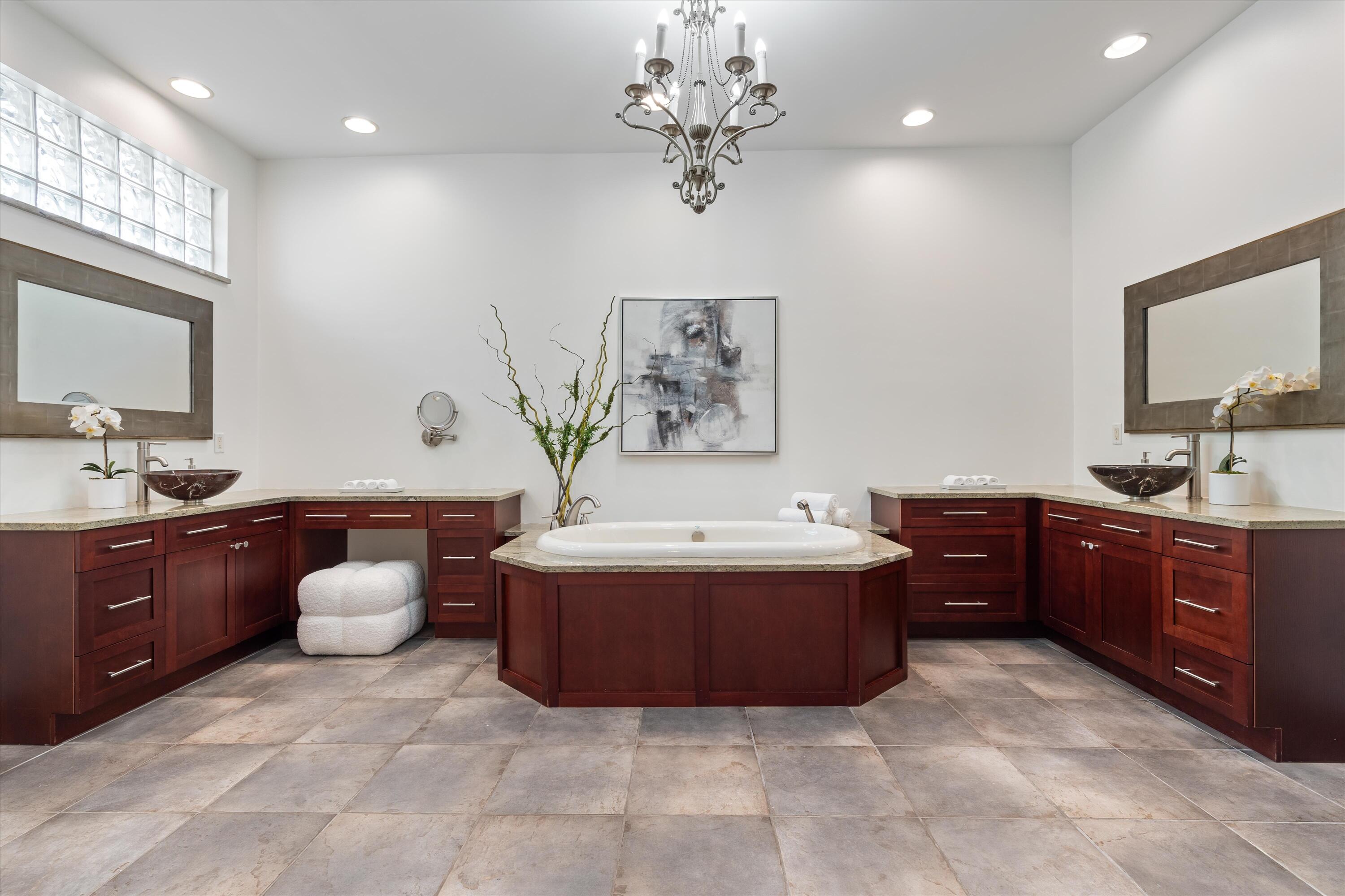 142 Segovia Way
