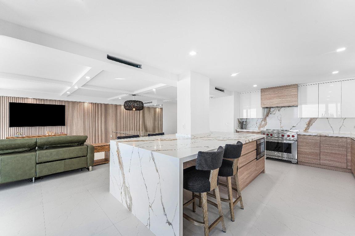 5380 N Ocean Drive 19d, Singer Island Unit: 19d