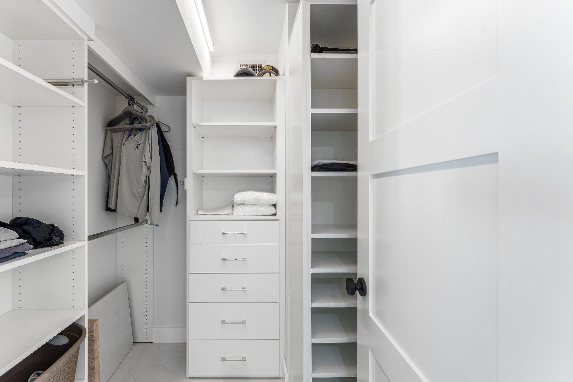 5380 N Ocean Drive 19d, Singer Island Unit: 19d