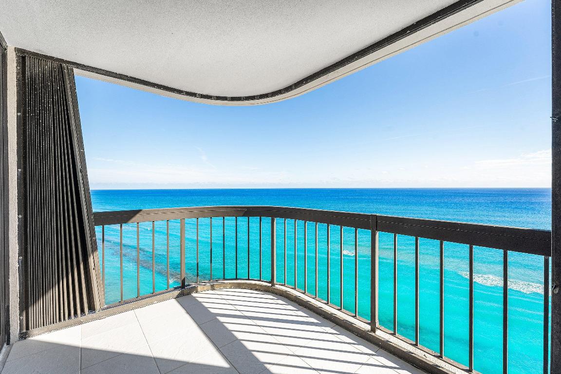 5380 N Ocean Drive 19d, Singer Island Unit: 19d