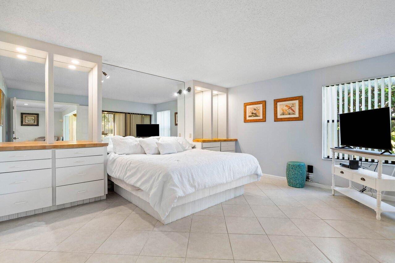 401 Clubhouse Circle 401a, Jupiter Unit: 401a