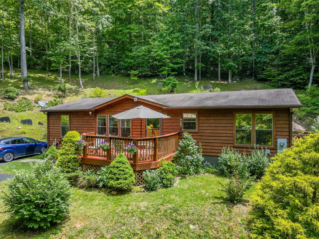 312 Whippoorwill Ln