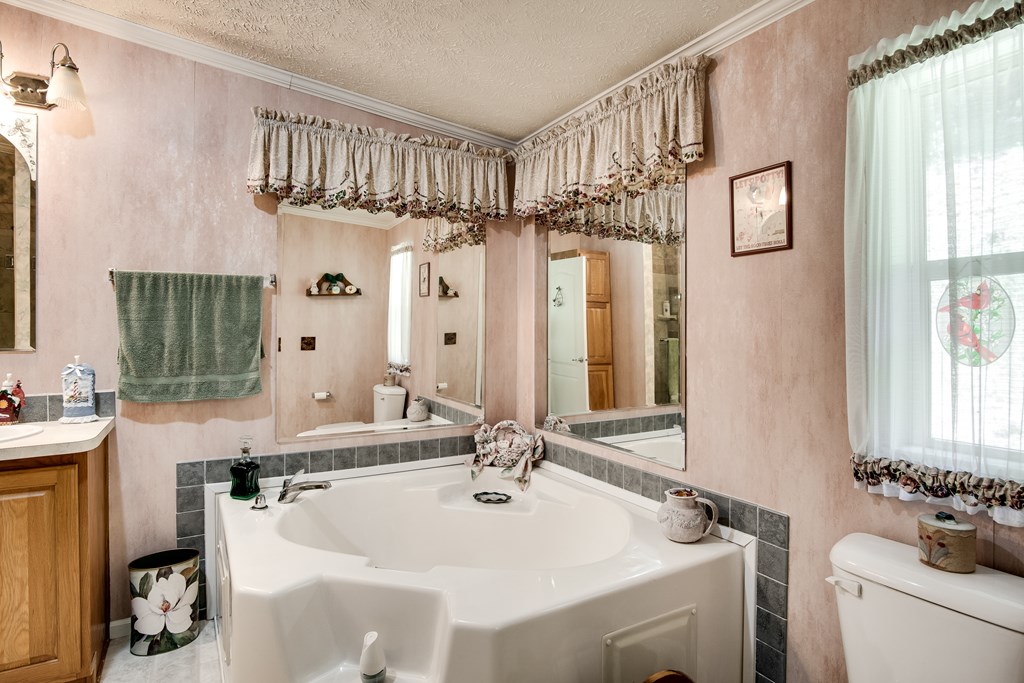 312 Whippoorwill Ln