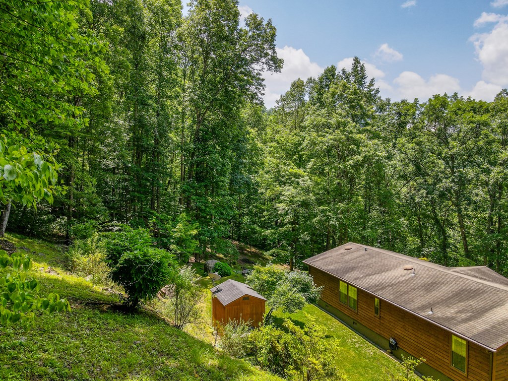 312 Whippoorwill Ln