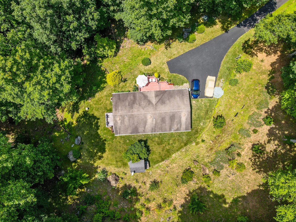 312 Whippoorwill Ln