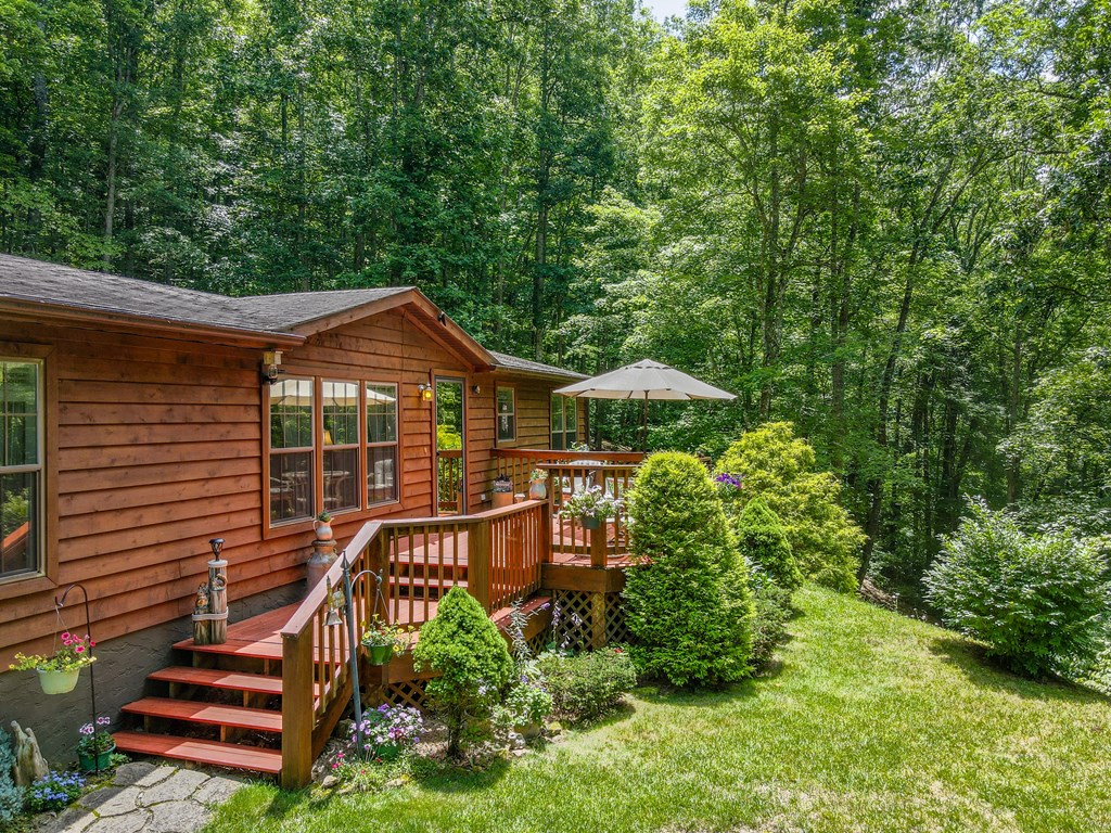 312 Whippoorwill Ln