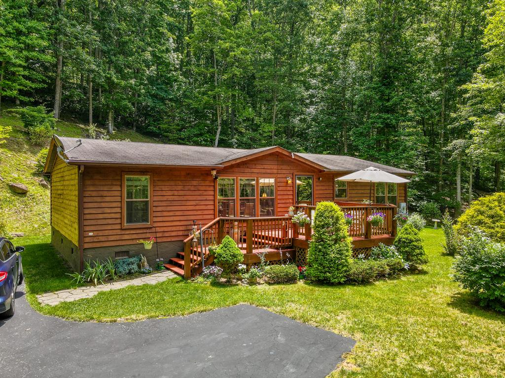 312 Whippoorwill Ln