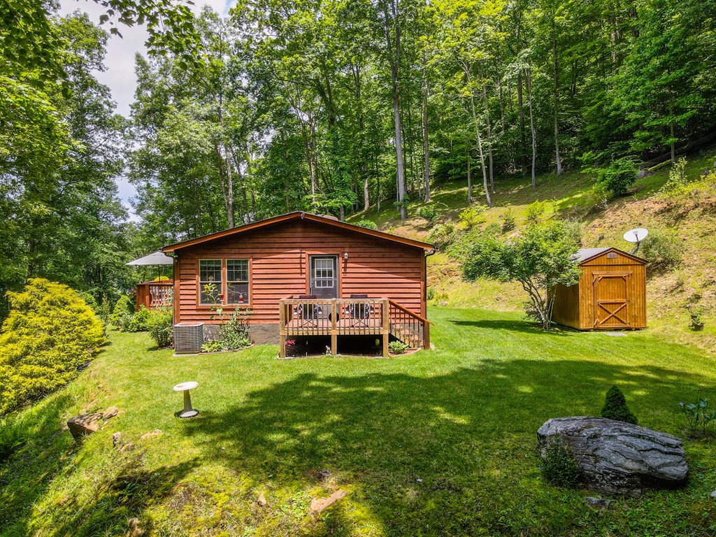 312 Whippoorwill Ln