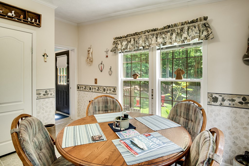 312 Whippoorwill Ln